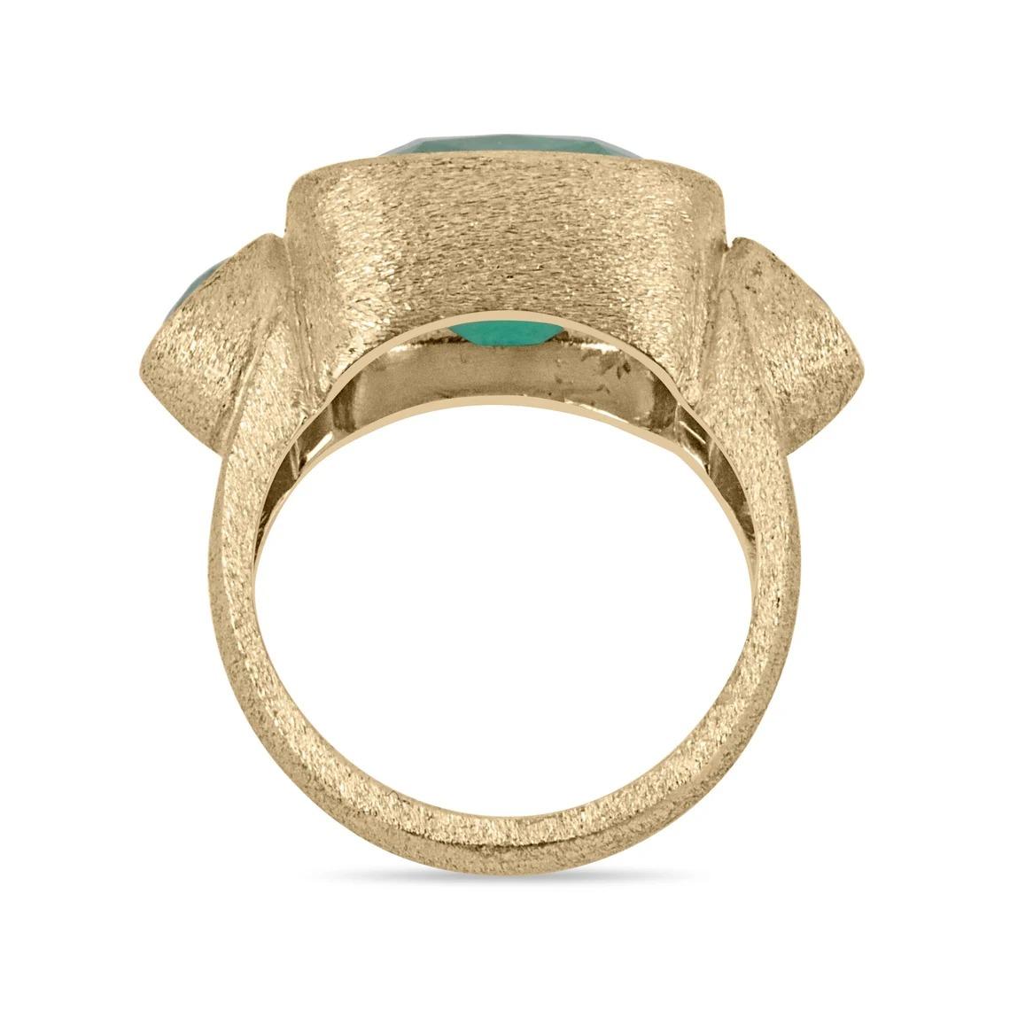 Goldring nach Maß mit drei Steinen-Lünette 6,18tcw 14K Real Smaragdschliff Kissenschliff Present (Moderne)