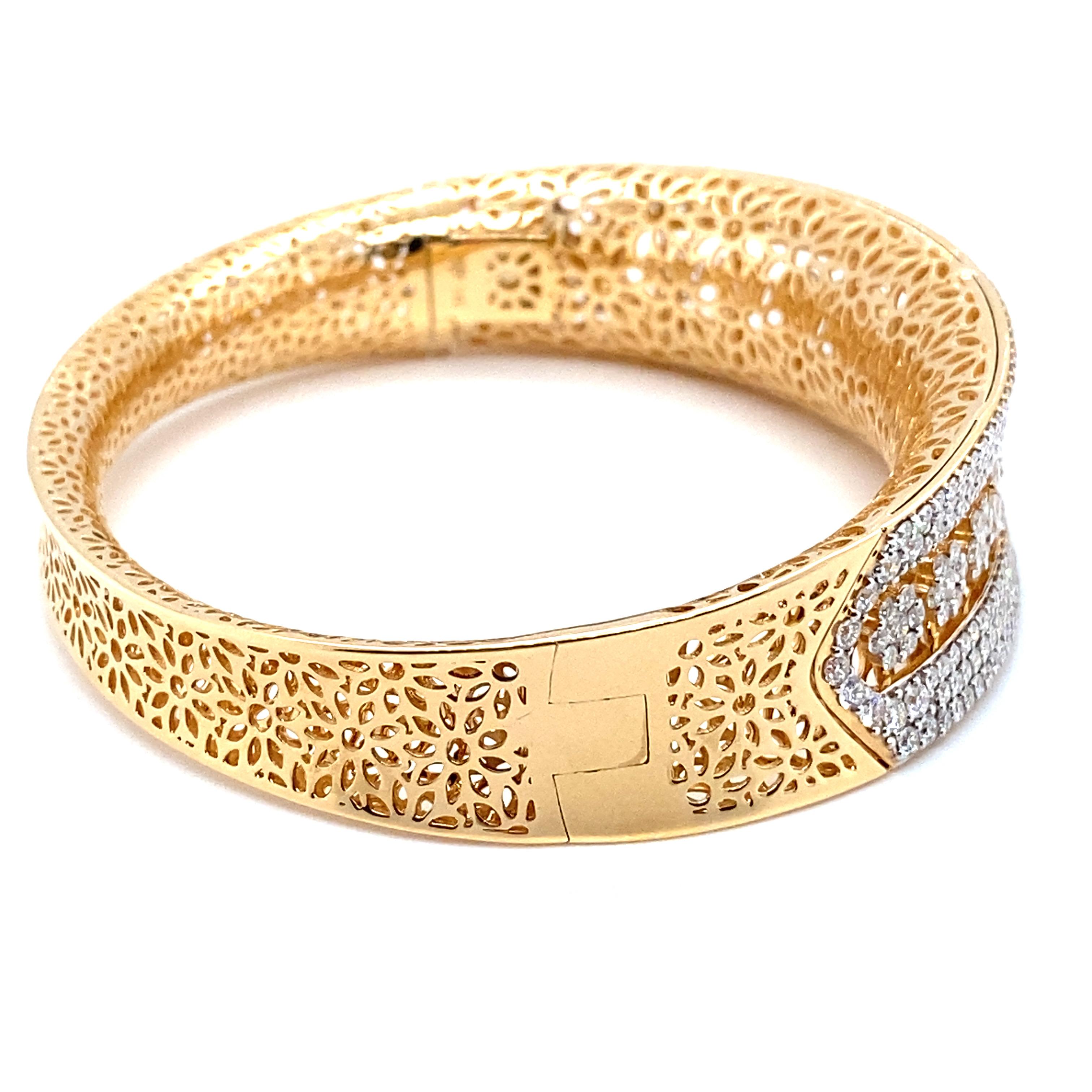 Women's 6.19 Carat Diamond Yellow Gold Cuff Bracelet For Sale