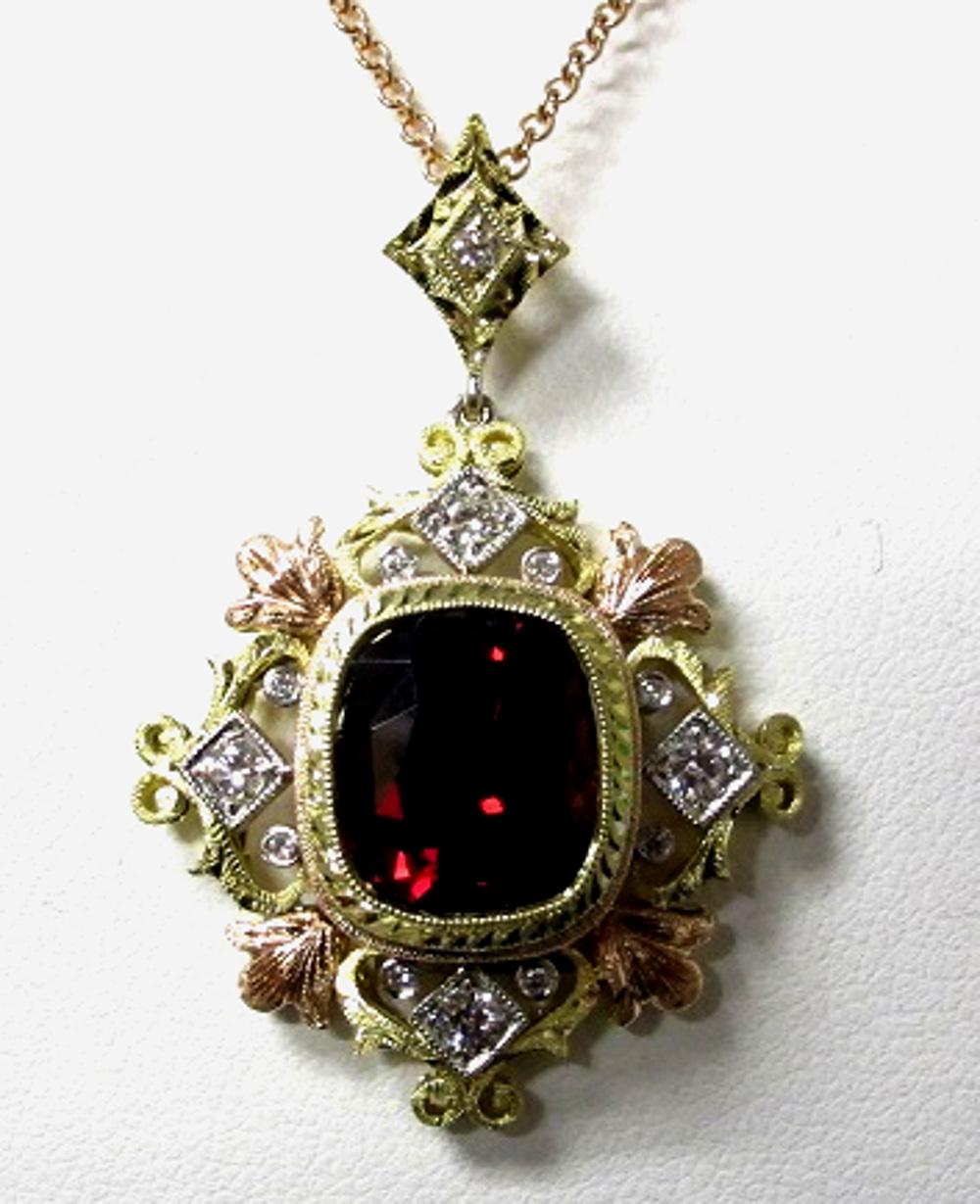 6.19 Karat Rhodolith-Granat, Diamant Gelb-, Weiß- und Roségold Anhänger-Halskette 1