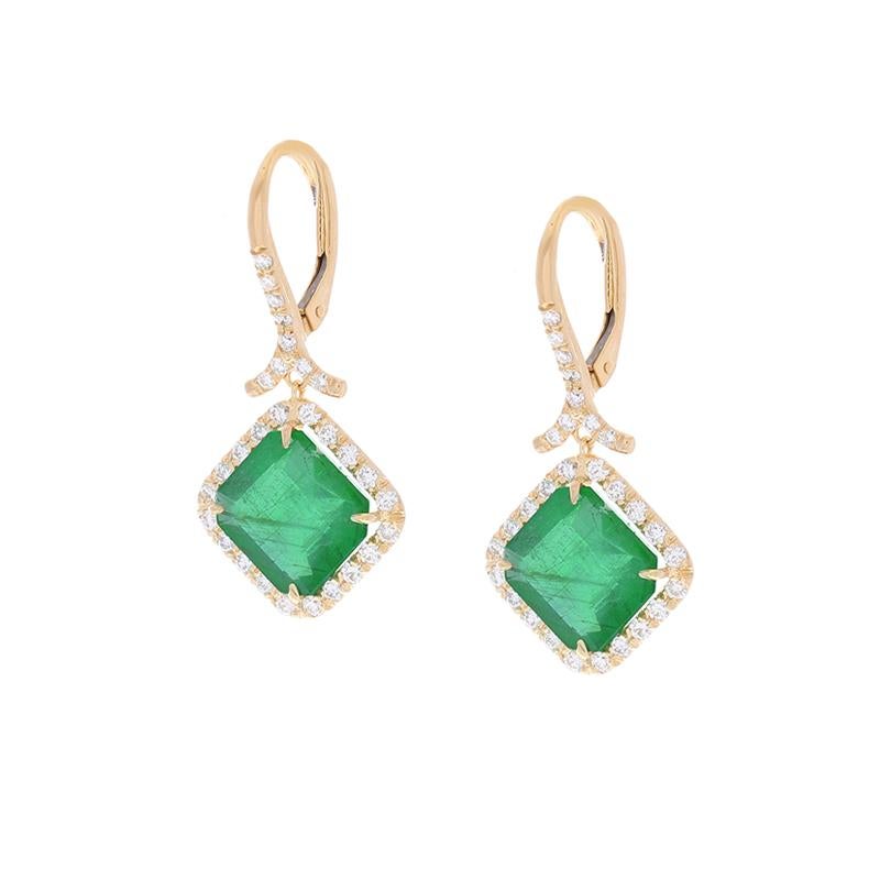6.19 Carat Total Emerald and Diamond Dangle Earrings in 18 Karat Yellow Gold In New Condition In Chicago, IL