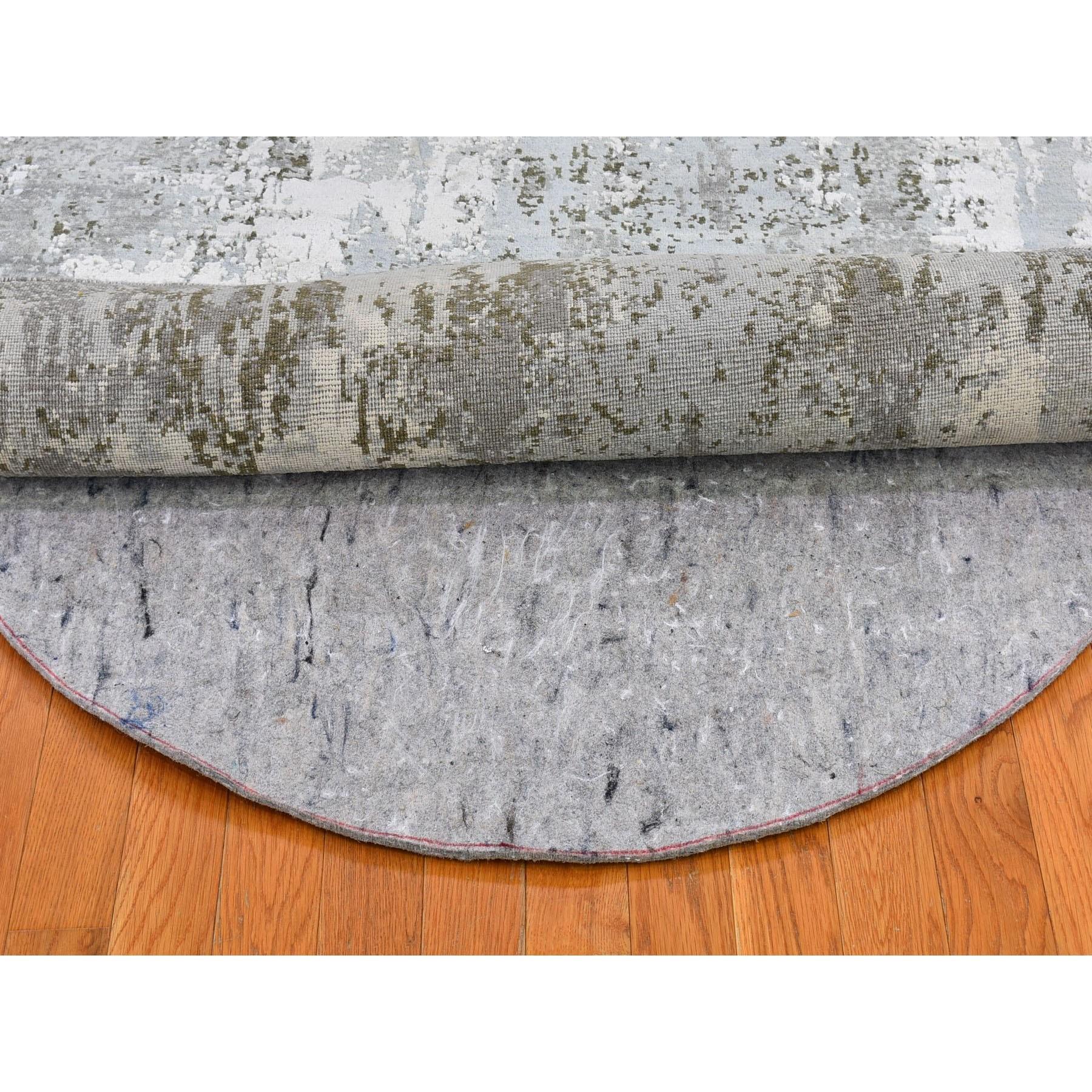 Hand-Knotted 6'1