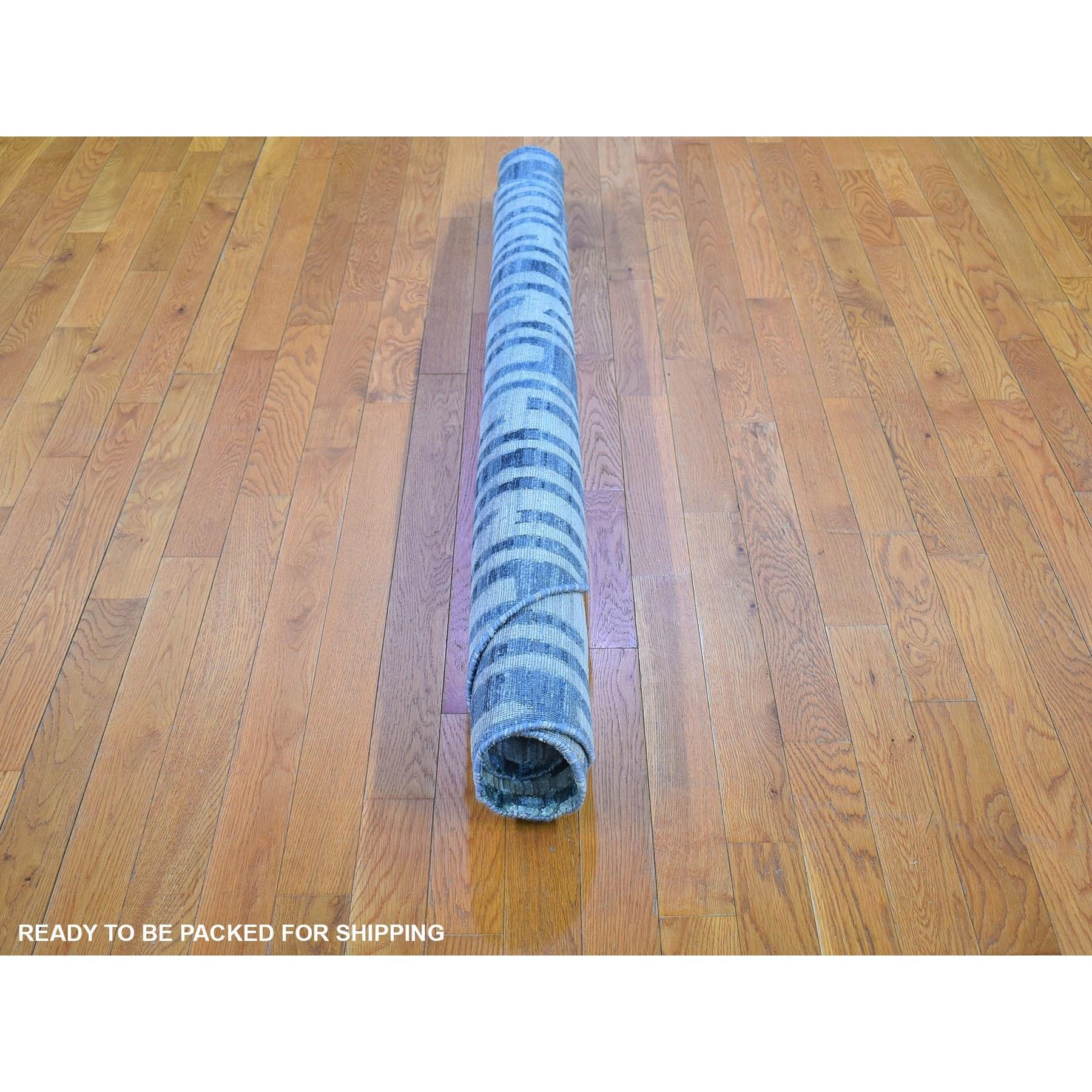 Hand-Knotted 6'1