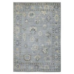 6'1 "x8'10" Tapis en pure laine Angora Oushak gris avec touches d'ivoire, noué à la main