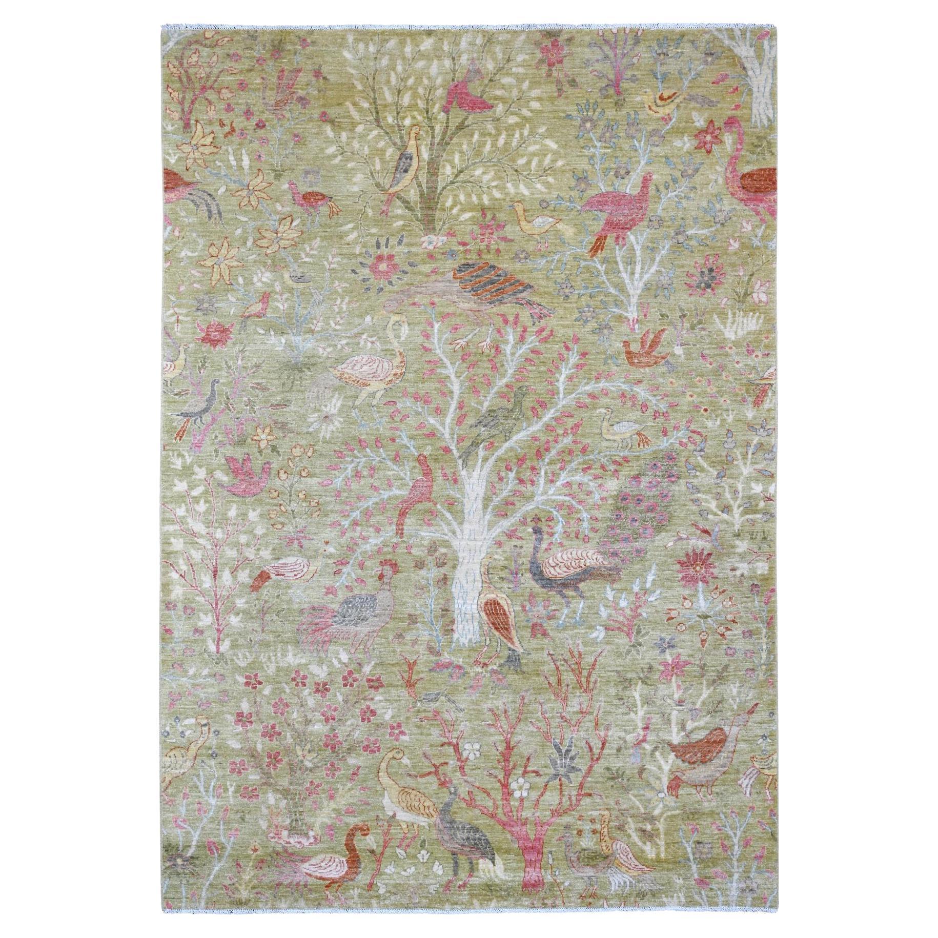 6
1"x8
8" Green Afghan Peshawar Birds of Paradise Design Hand Knotted Wool Rug