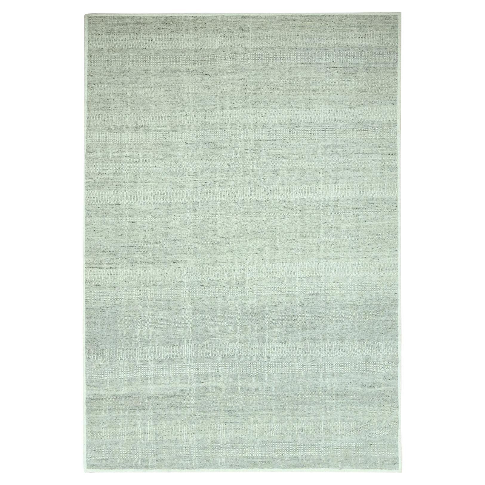 6
1"x9
Gray Hand Knotted Pure Wool Oxidized and Distressed Grass Design Rug