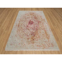 6'1"x9'1" Ivory Persian Erased Medallion Design Hand Knotted Wool and Silk Rug
