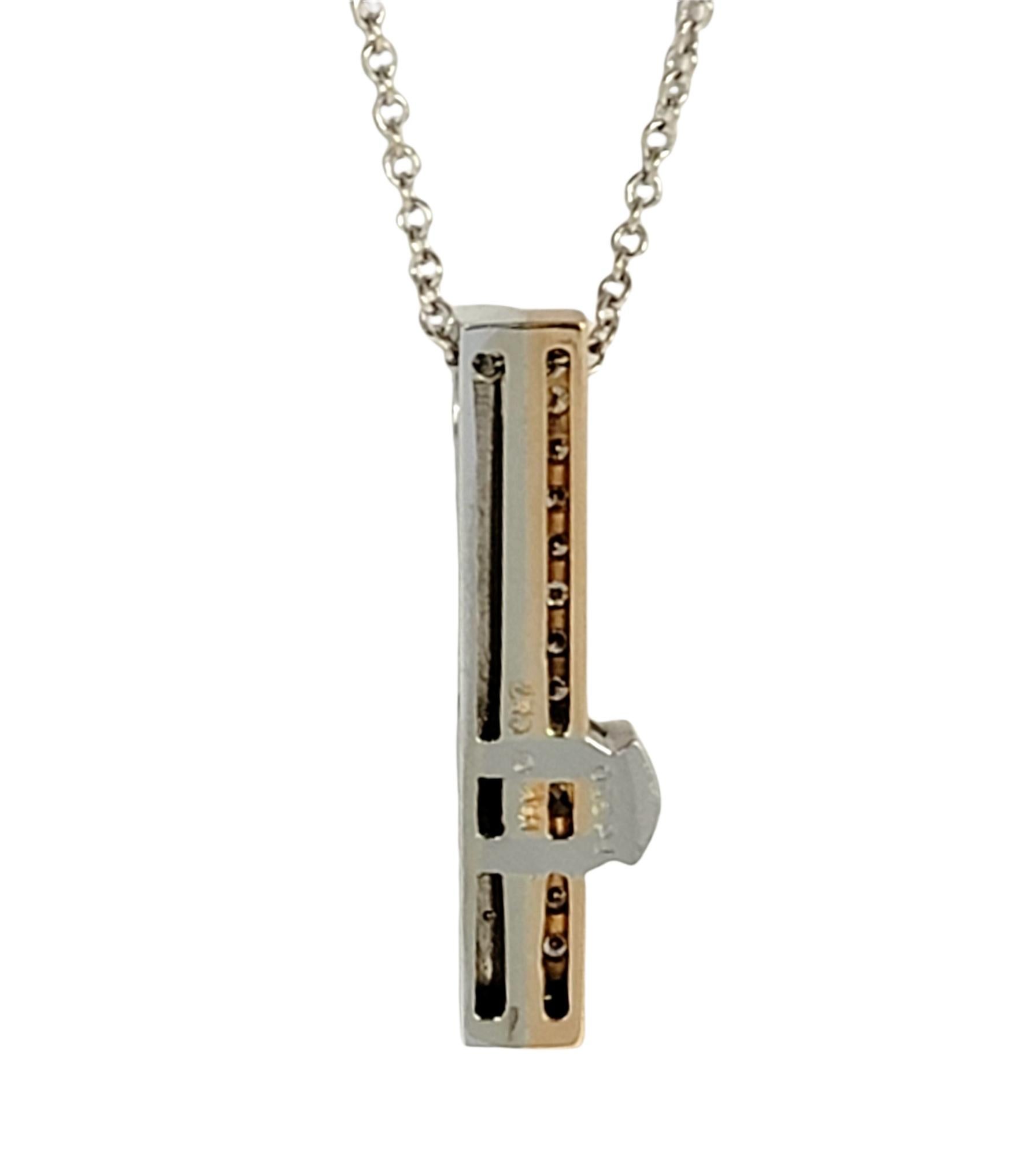 .62 Carat Total Round E-F / VS2 Diamond Two-Tone Vertical Bar Pendant Necklace For Sale 1