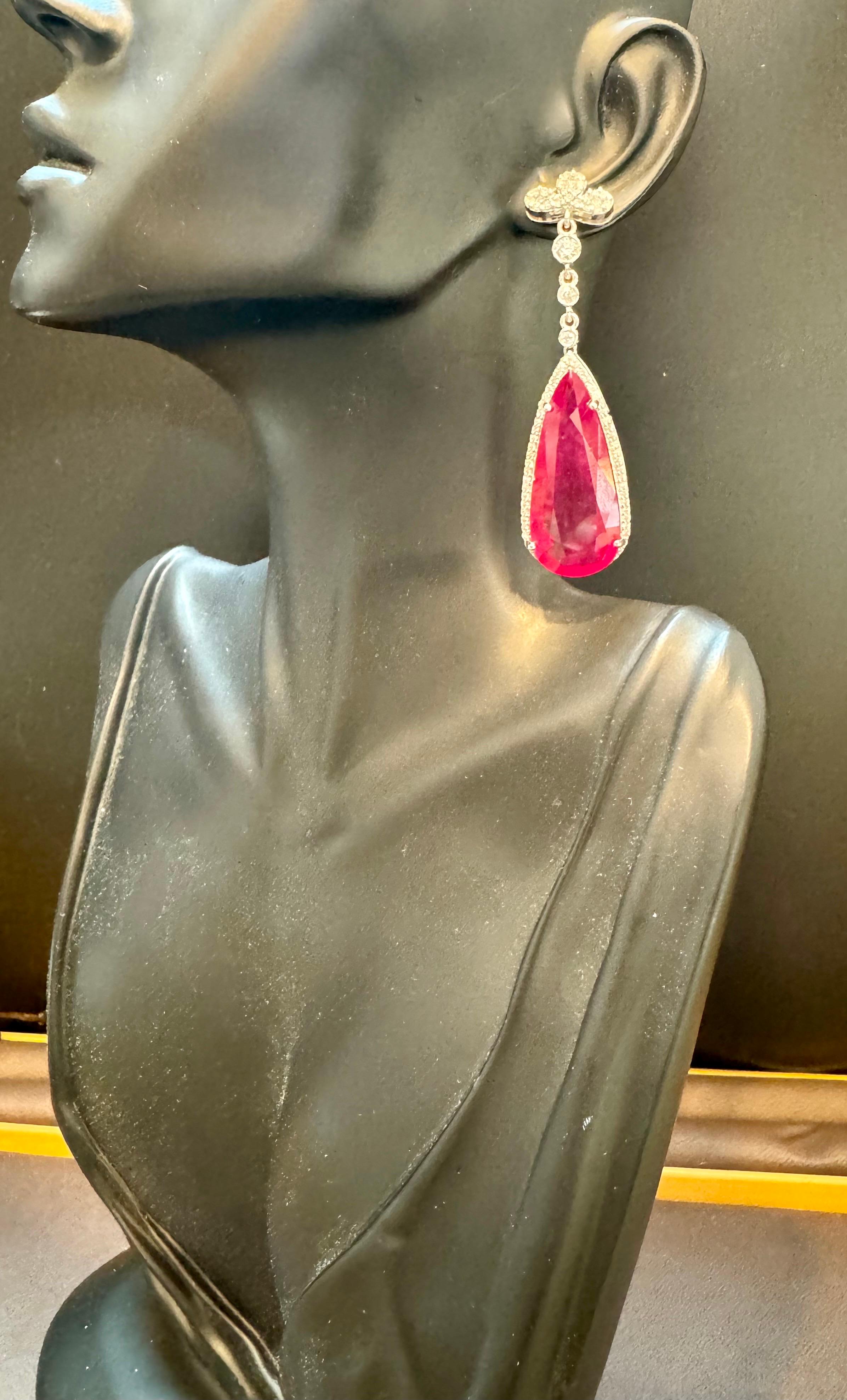 Orecchino da cocktail con tormalina rosa e diamanti, oro 14 Kt, 62 carati, goccia di pera naturale in vendita 9