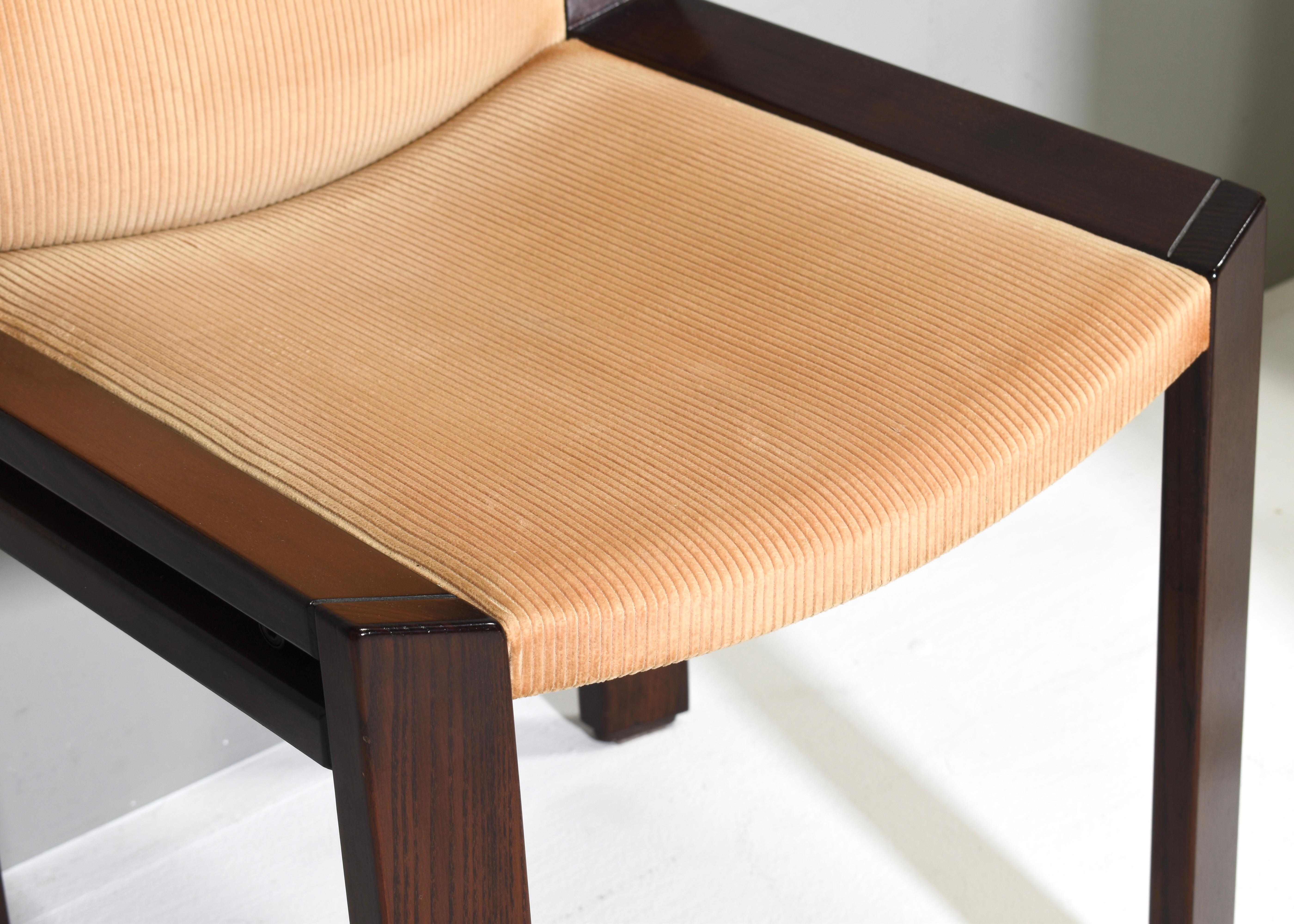 6+2 Original Joe Colombo model 300 Dining Chairs for POZZI, Italy - 1960's For Sale 1