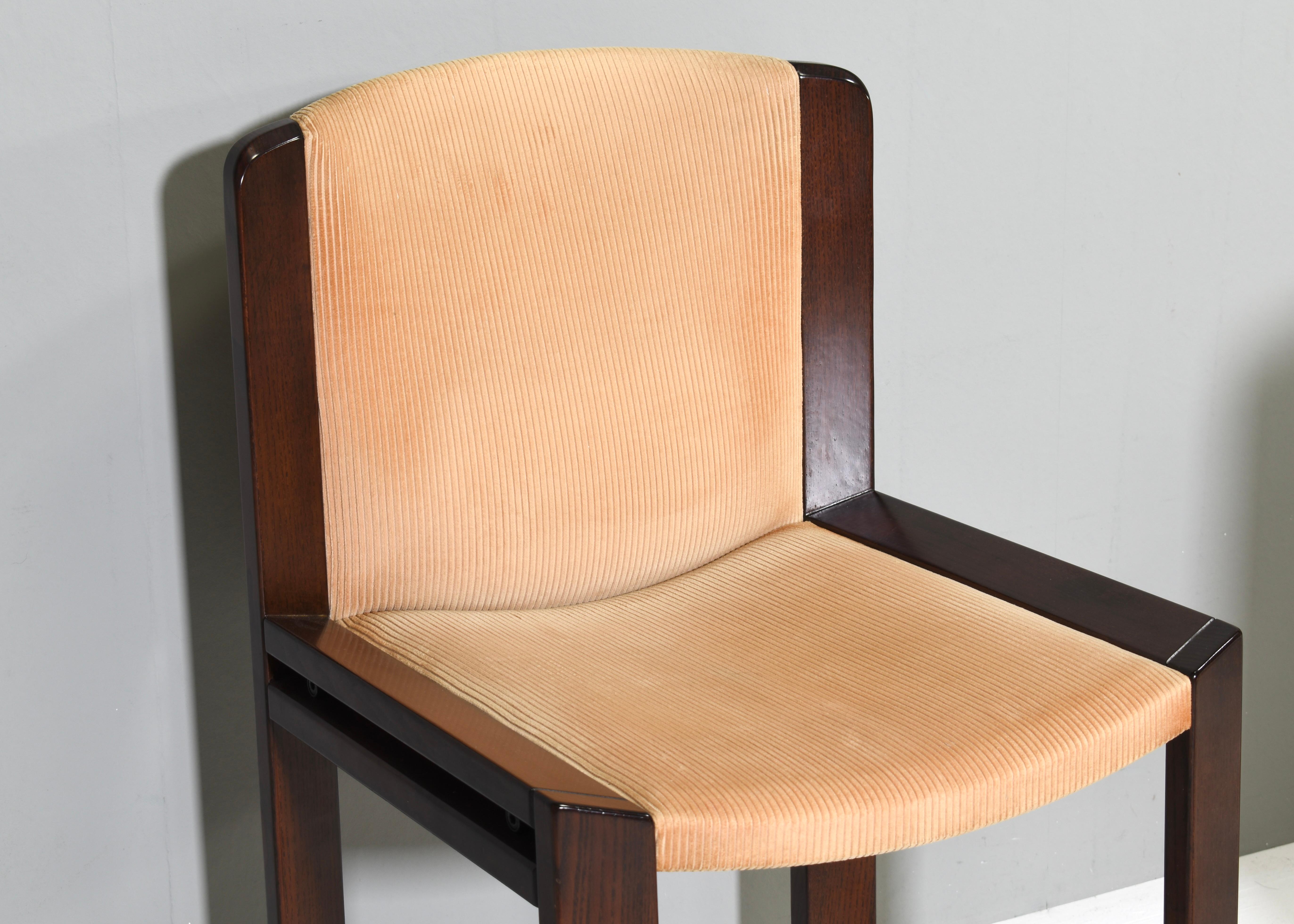 6+2 Original Joe Colombo model 300 Dining Chairs for POZZI, Italy - 1960's For Sale 2