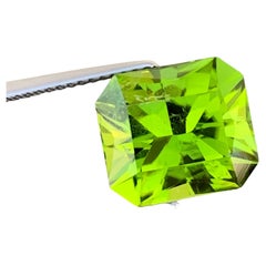 6.20 Carat Emerald Shape Precision Cut Faceted Apple Green Peridot