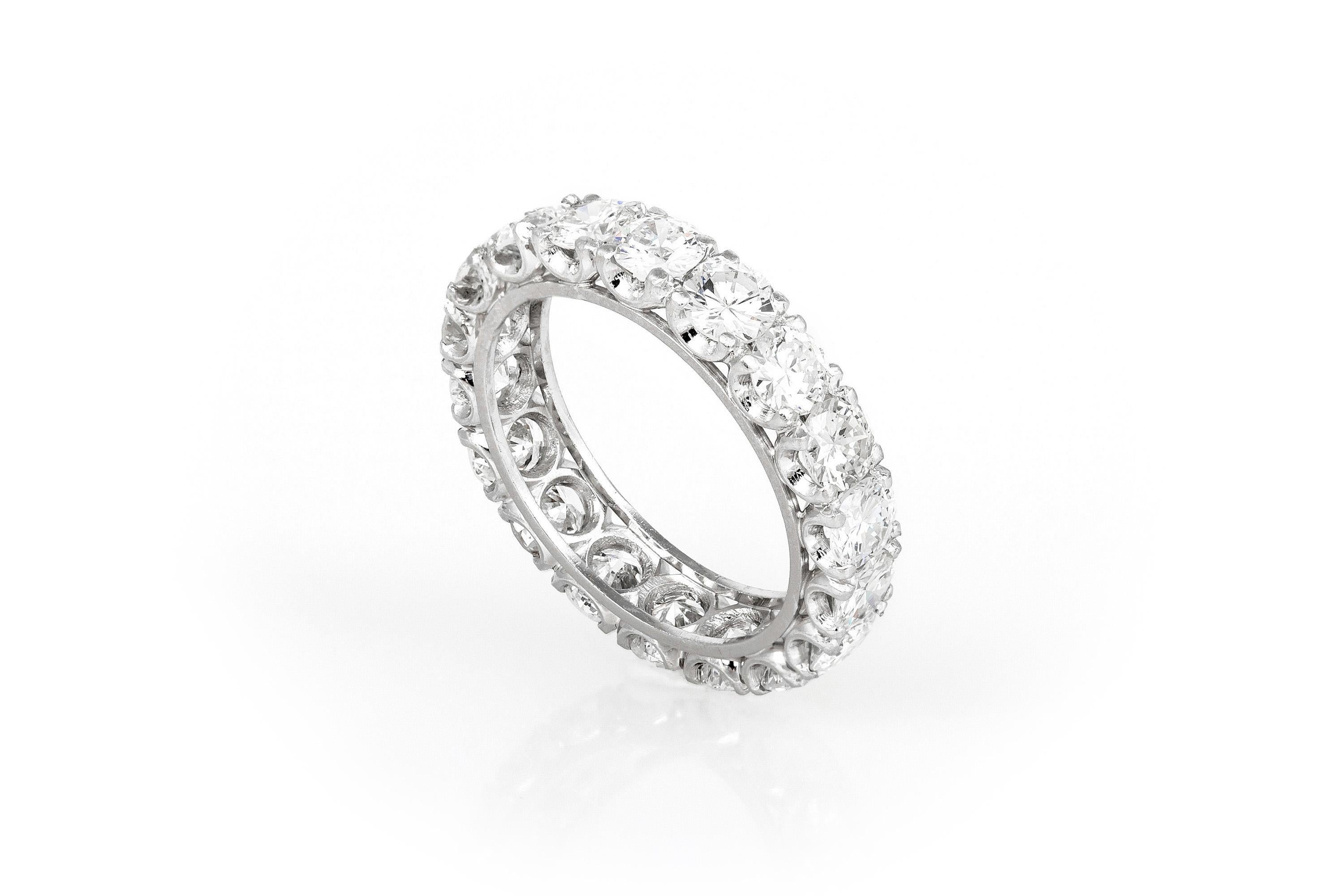 Anillo de diamantes de corte redondo de 6,20 quilates Corte redondo en venta
