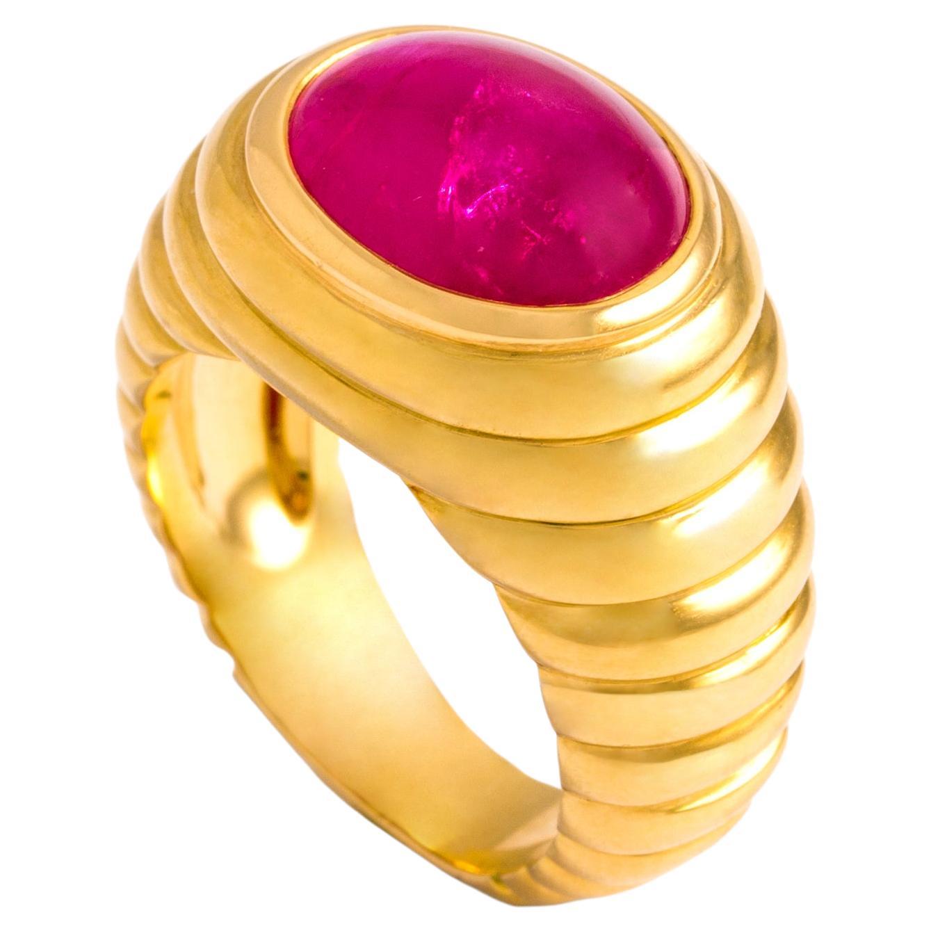6.20 Carat Ruby Gold Ring For Sale