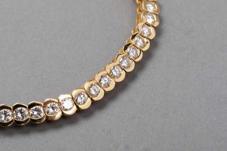 6.20 Carat Gold and Diamonds Bracelet For Sale at 1stdibs