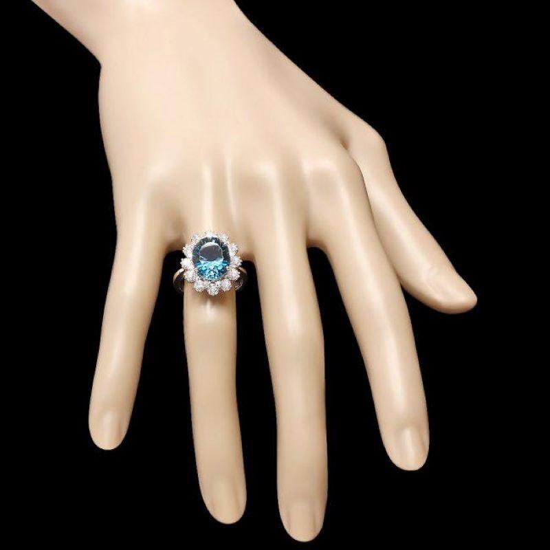 6.20 Carats Natural Blue Topaz and Diamond 14k Solid White Gold Ring In New Condition For Sale In Los Angeles, CA