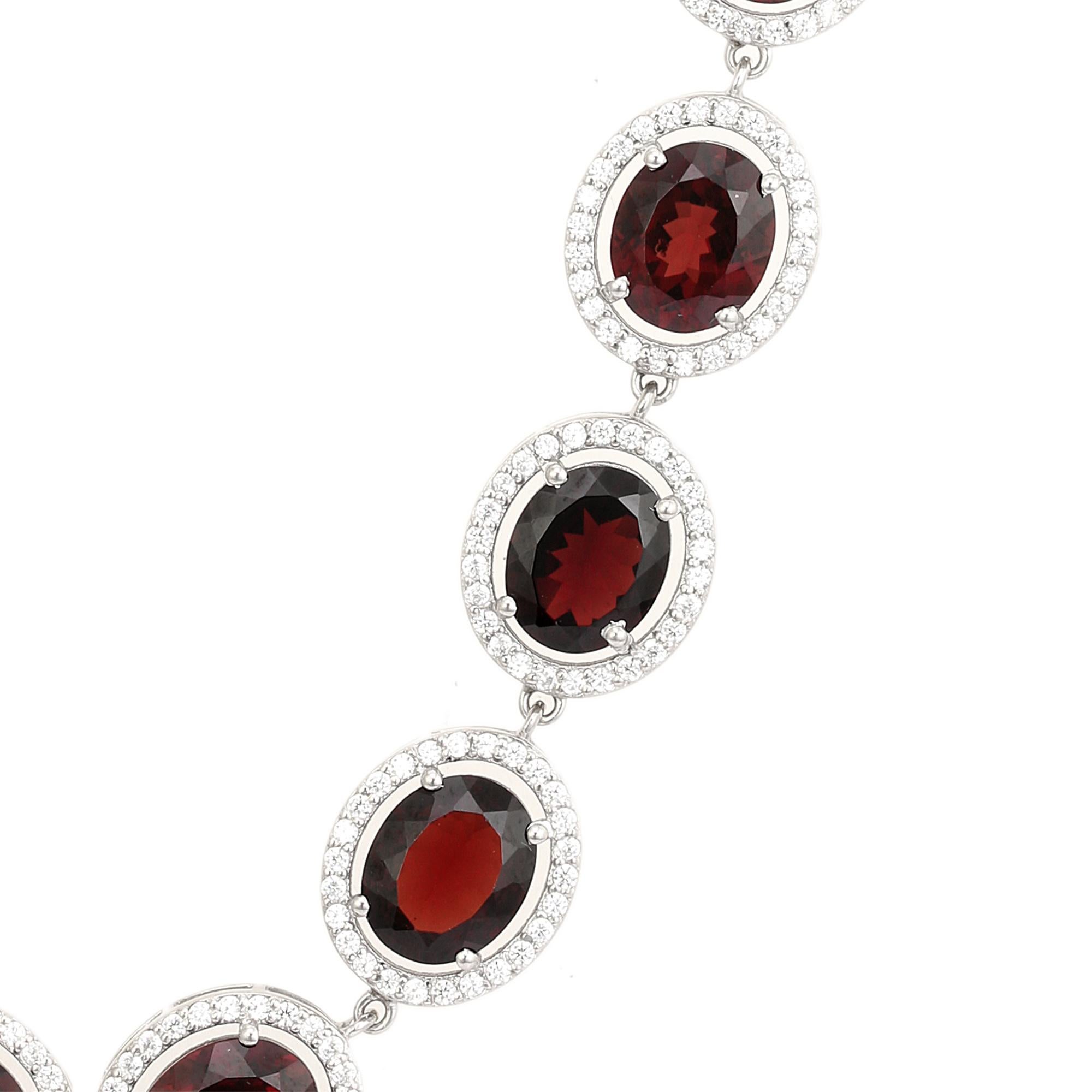 62.02 Carat Oval Cut Garnet with Halo CZ Sparkle Statement Silver Necklace en vente 1