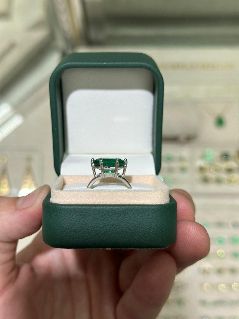 Women's 6.20ct 14K Oval Cut Emerald Solitaire Ring - Dark Green East-West Split Shank For Sale