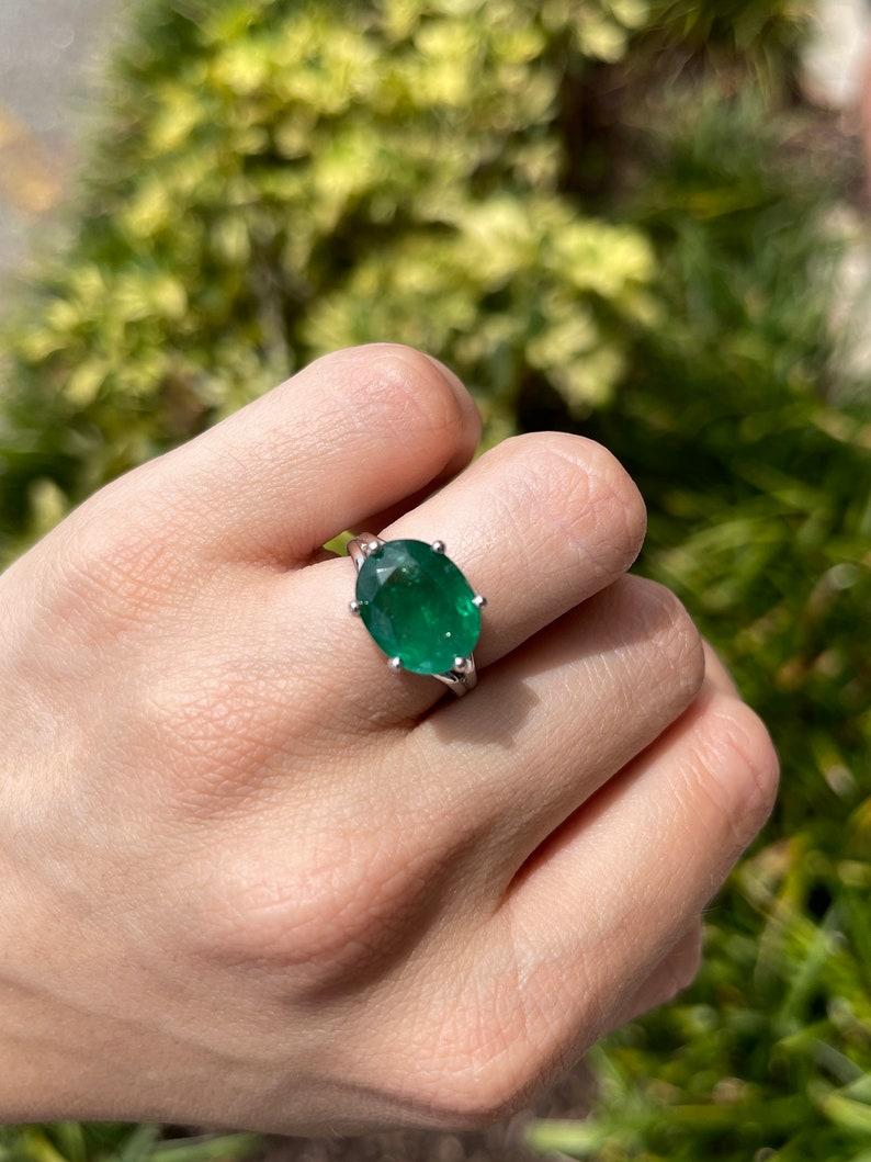 6.20ct 14K Oval Cut Emerald Solitaire Ring - Dark Green East-West Split Shank For Sale 1