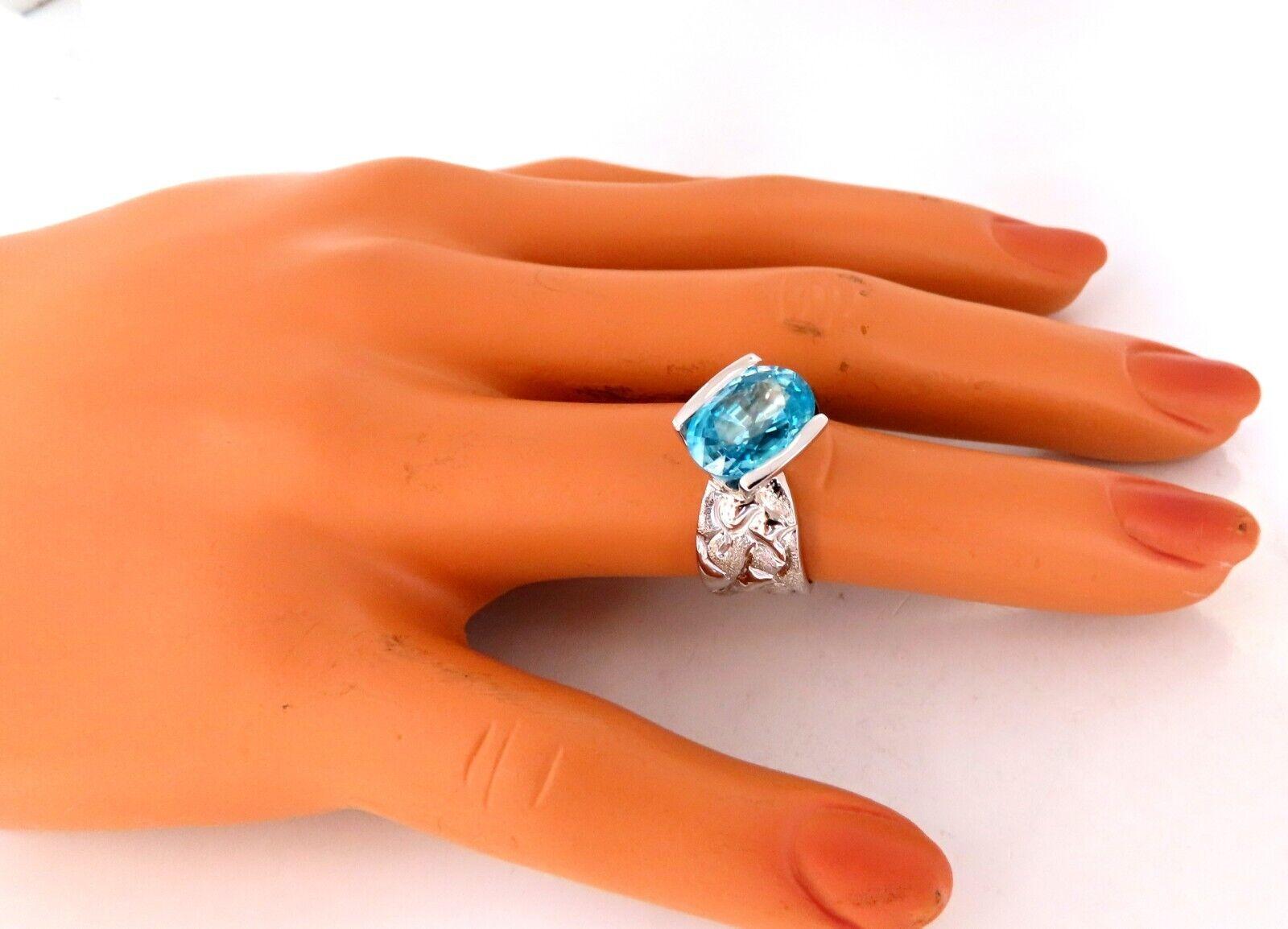 6.20ct Anillo de Circonio Azul Indigo Natural 14kt Deco Escalado Corte radiante en venta