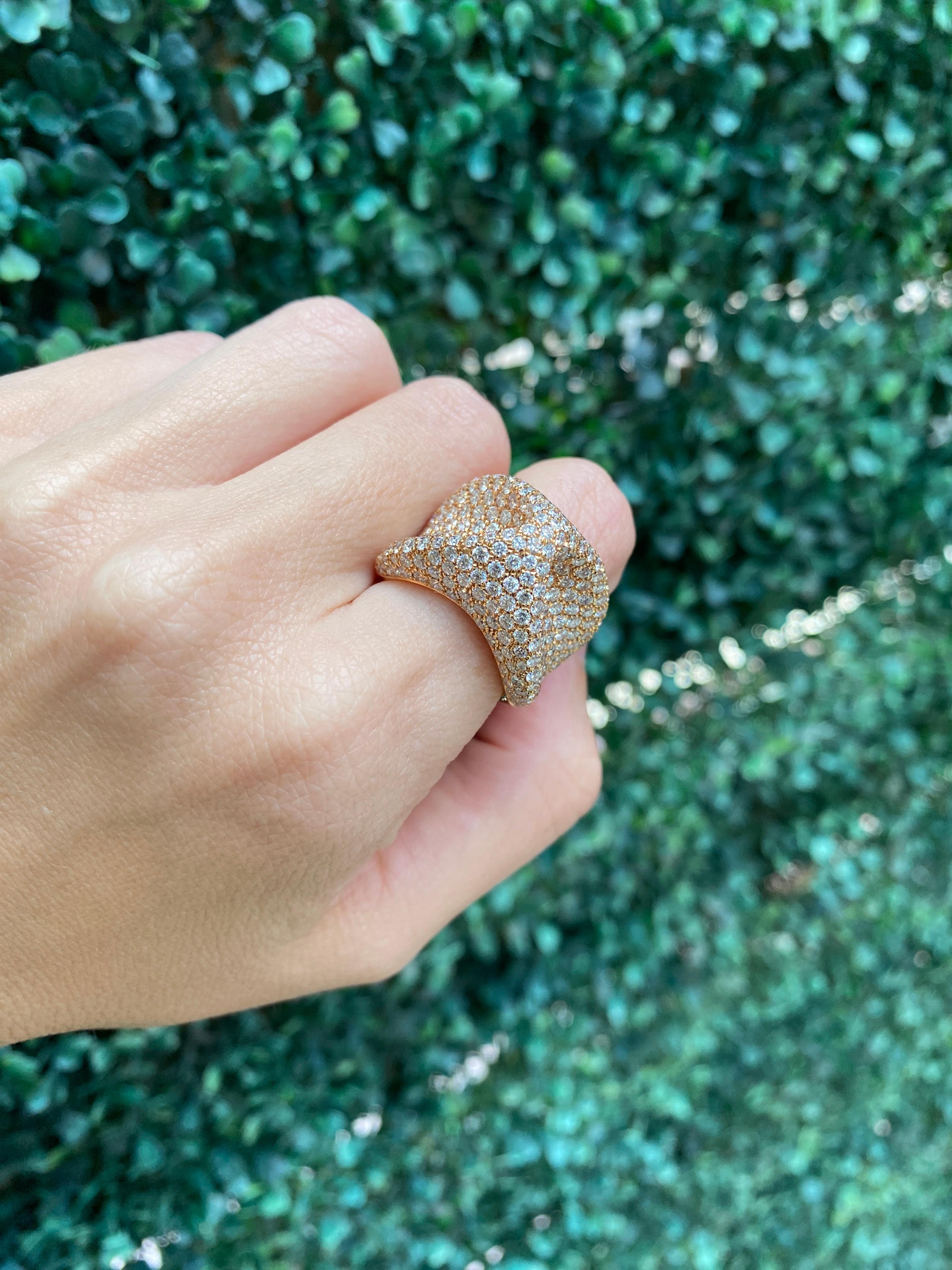 Bague mode en or rose 18 carats avec diamants d'un poids total de 6,21 carats en vente 5