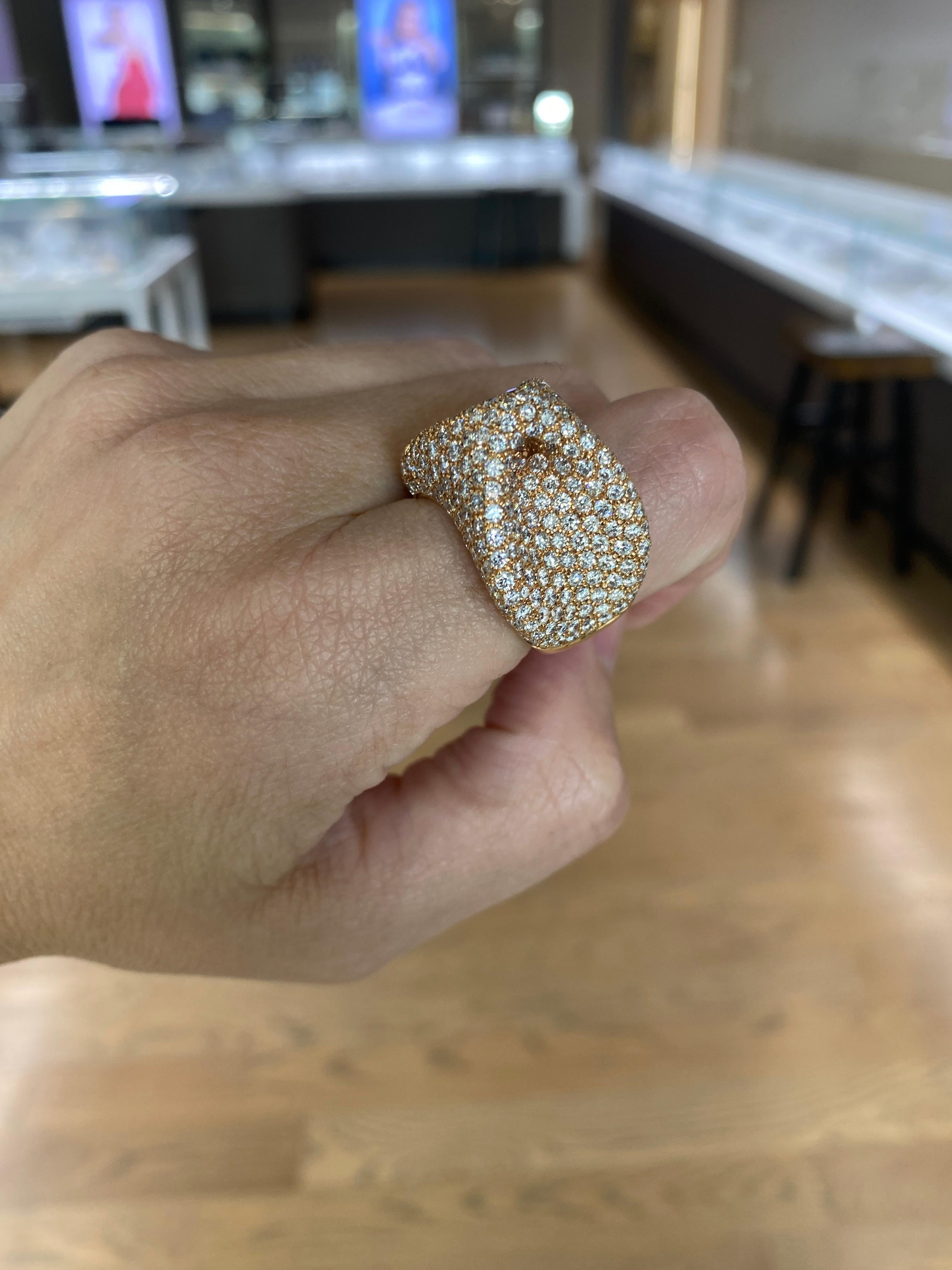 Bague mode en or rose 18 carats avec diamants d'un poids total de 6,21 carats en vente 14