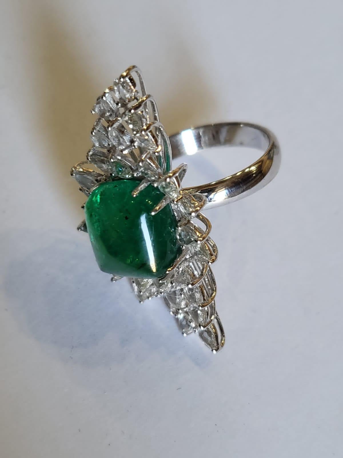 Modern 6.21 Carats Natural Zambian Emerald Sugarloaf & Rose Cut Diamond Engagement Ring For Sale