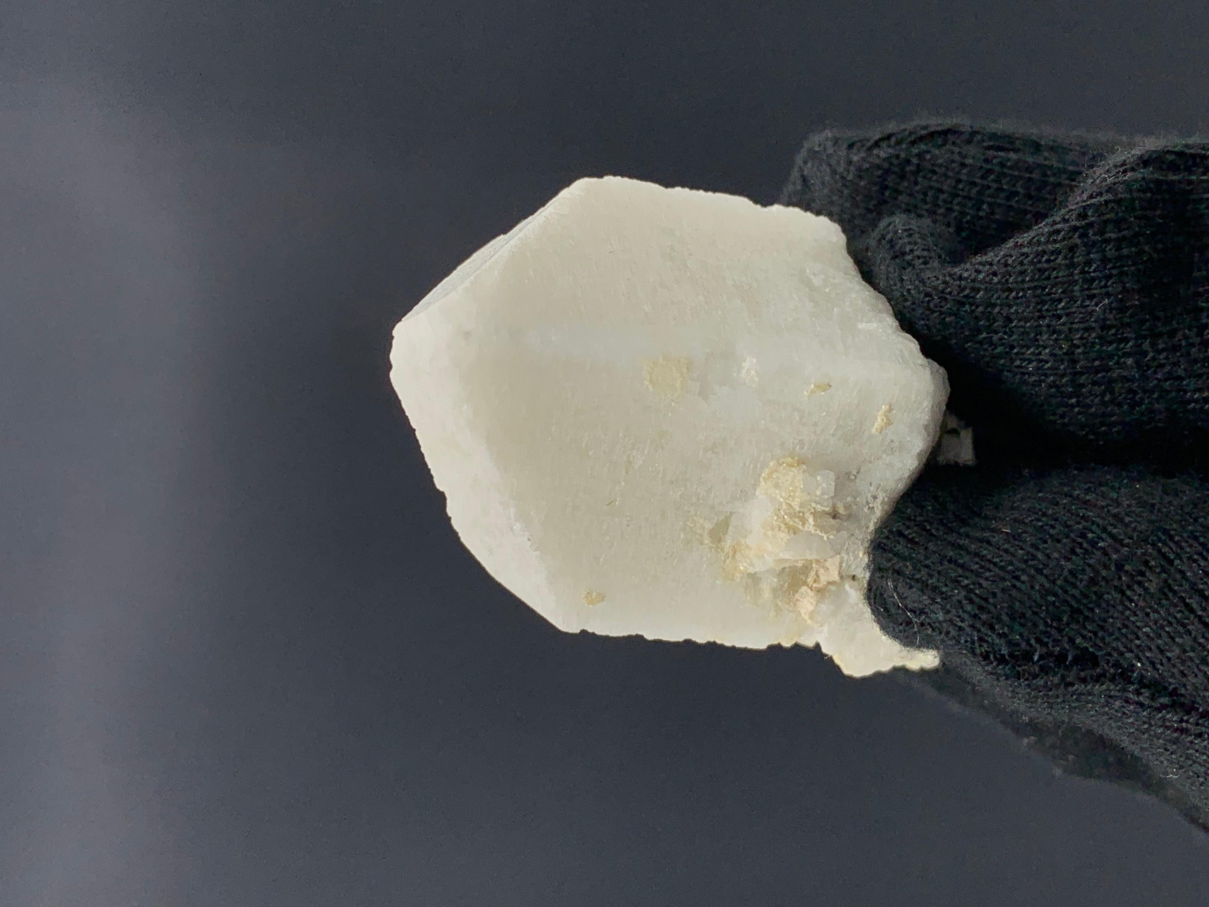 62,10 Gramos Hermoso Espécimen de Feldespato de Skardu, Gilgit Baltistán, Pakistán en venta 2