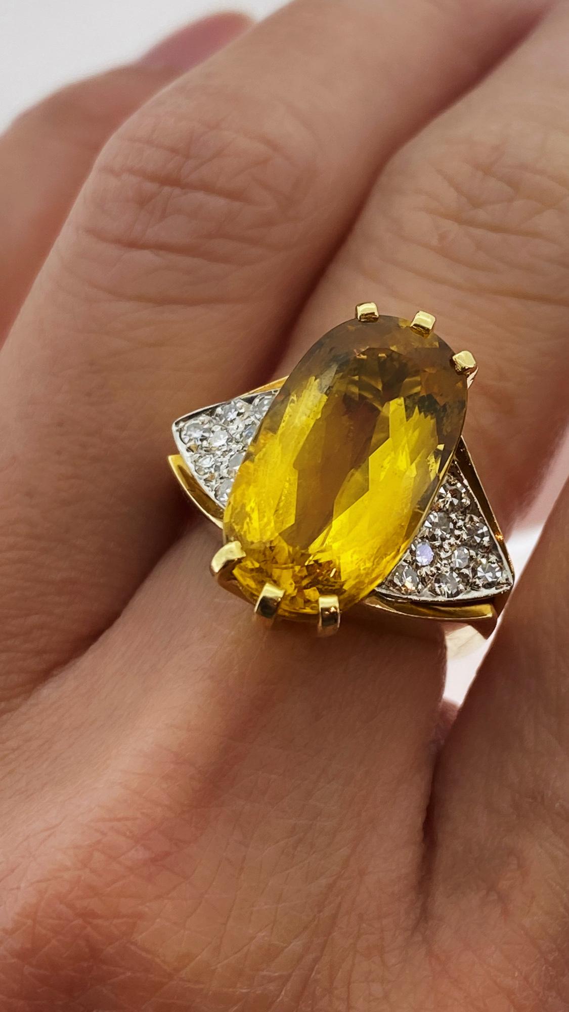 Rétro Bague en or jaune 18 carats 9,05 ct d'héliodore (béryl jaune) naturel et diamant en vente