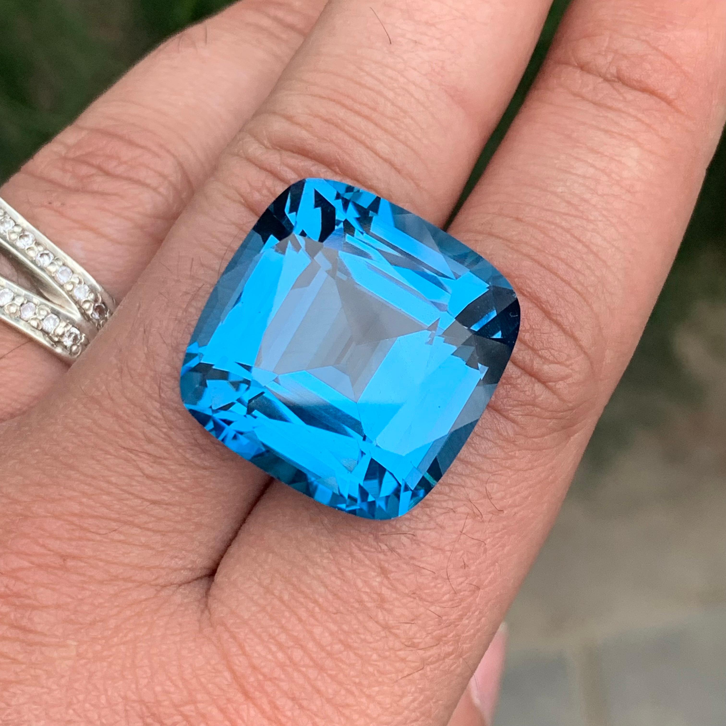 62.25 Carat Brilliant Loose London Blue Topaz Square Shape Gemstone For Sale 3