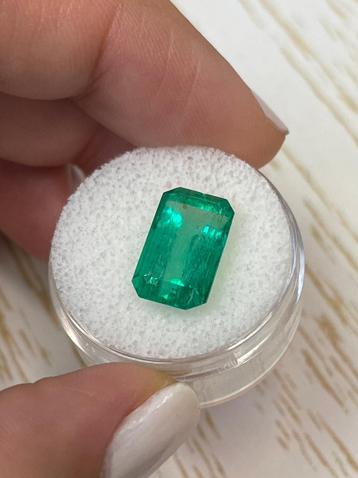 Taglio smeraldo 6,22 ct verde bluastro taglio smeraldo gemma colombiana 14x9 autentica pietra di nascita di maggio in vendita