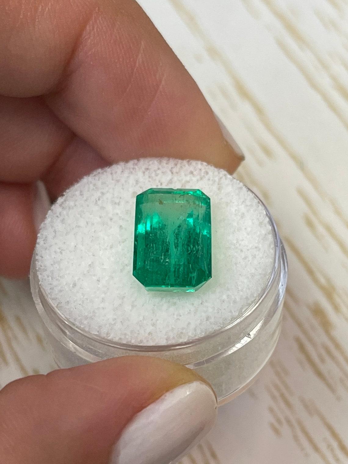 6,22 ct verde bluastro taglio smeraldo gemma colombiana 14x9 autentica pietra di nascita di maggio In condizioni Nuovo in vendita a Jupiter, FL