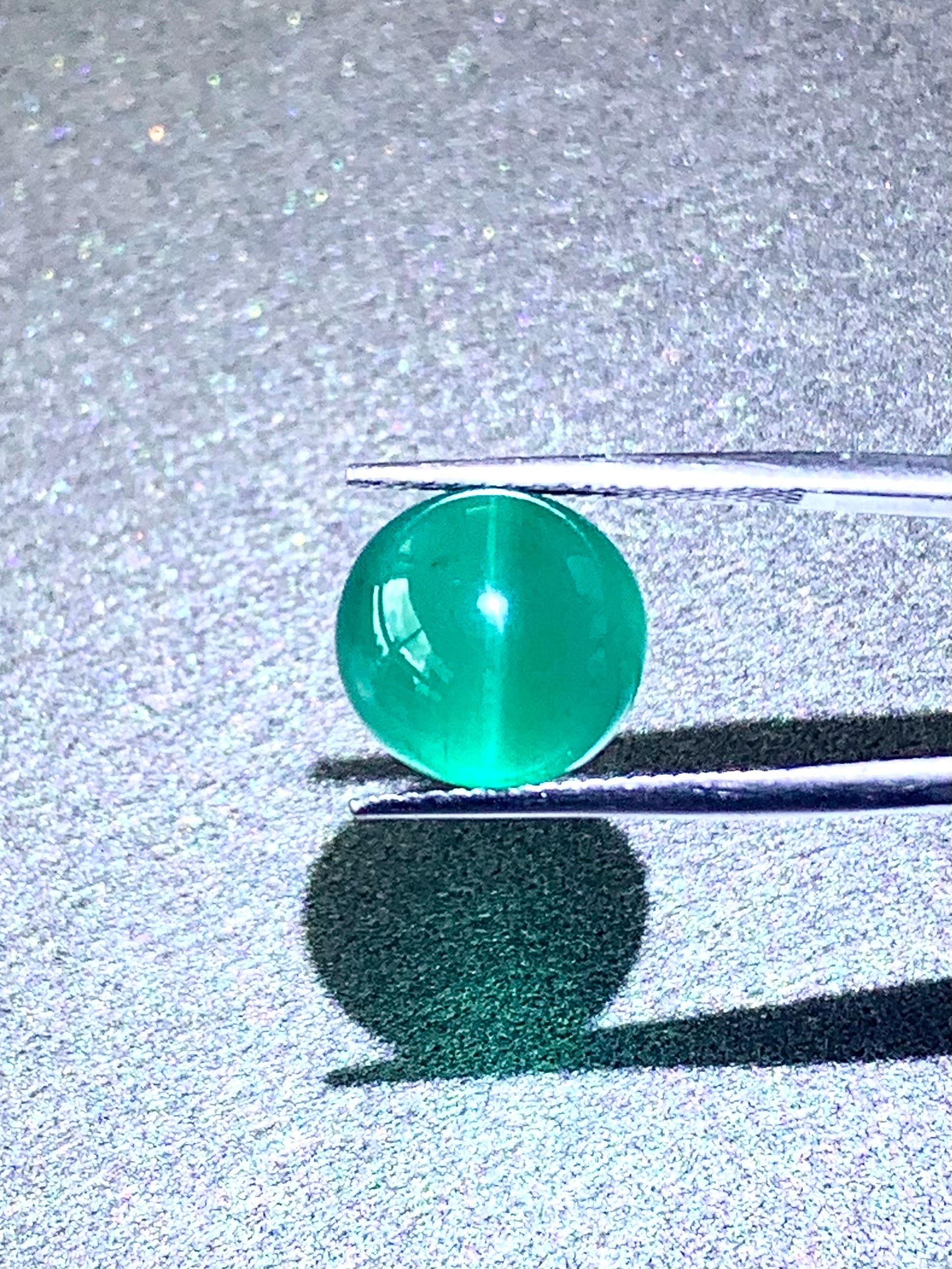 6,24 Karat GIA-Zertifikat Natürlicher Smaragd Cat'Eye Edelstein im Angebot 4