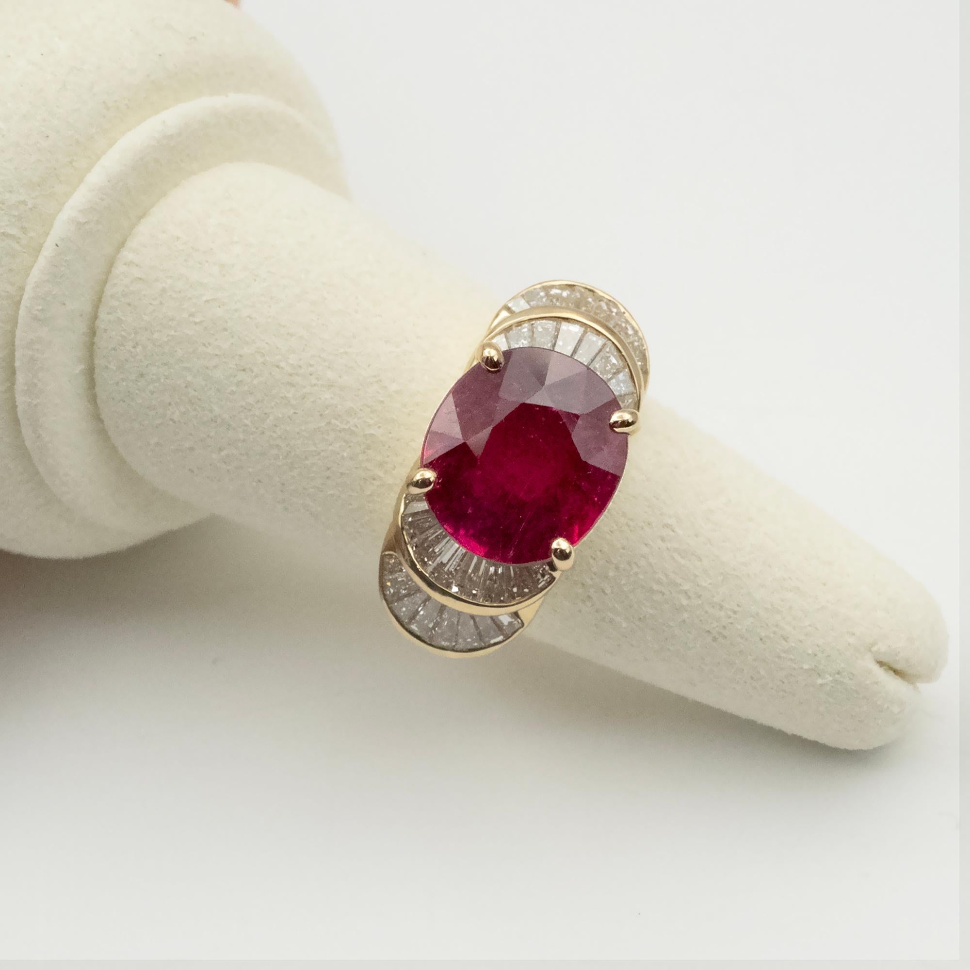 6.24 ct Natural Rubellite Tourmaline 18K Yellow Gold & Diamond Cocktail Ring In New Condition For Sale In Monte Carlo, MC