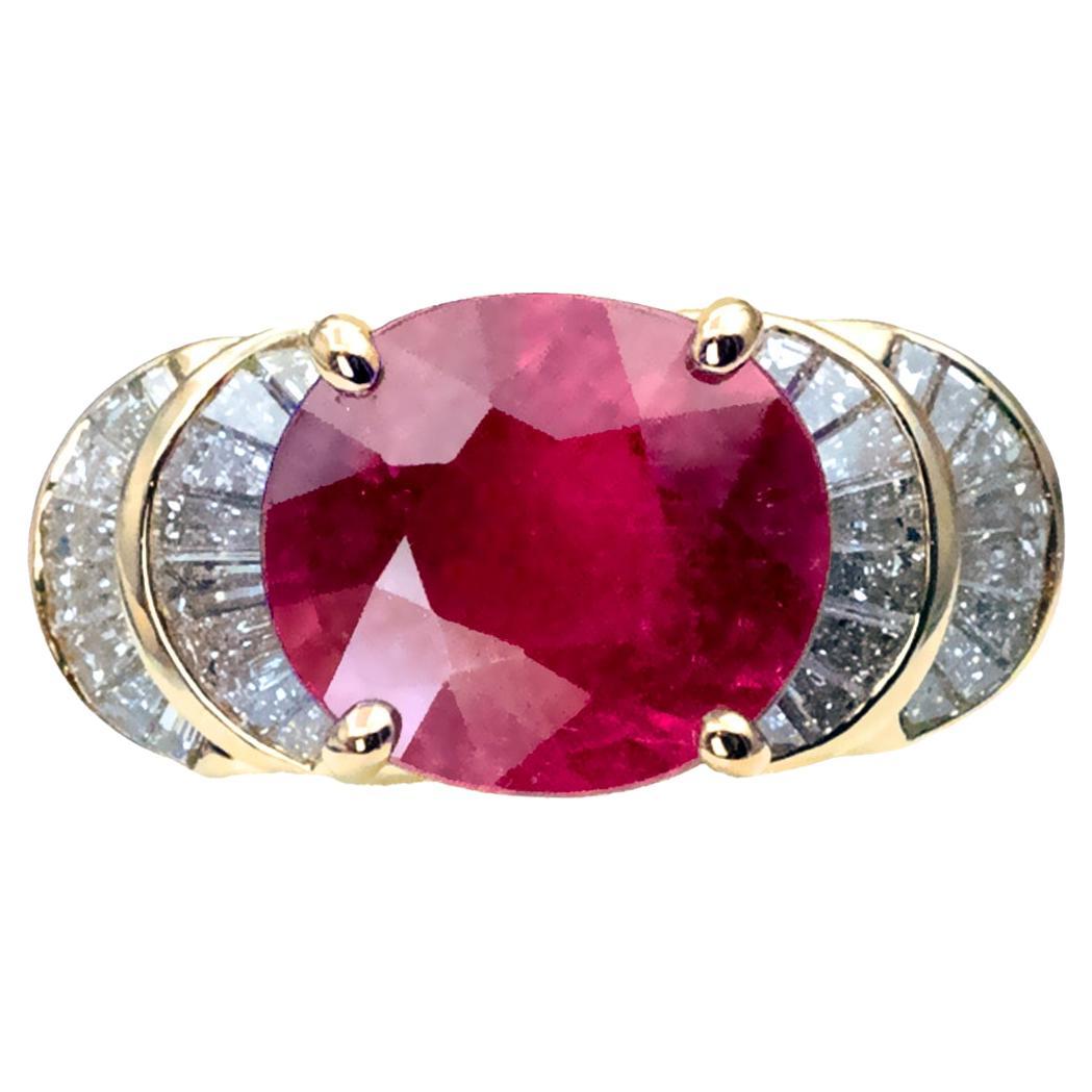 Anillo de cóctel de oro amarillo de 18 quilates y diamantes con turmalina rubelita natural de 6,24 quilates