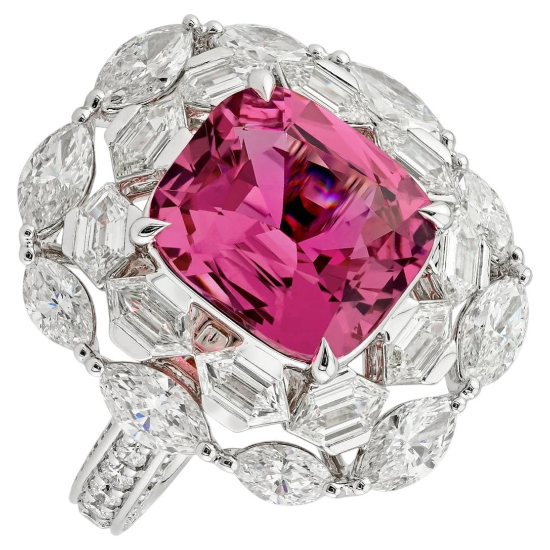 6,24 ct. Tansania Rosa Spinell & 4,17 kt. Diamantring Spektren