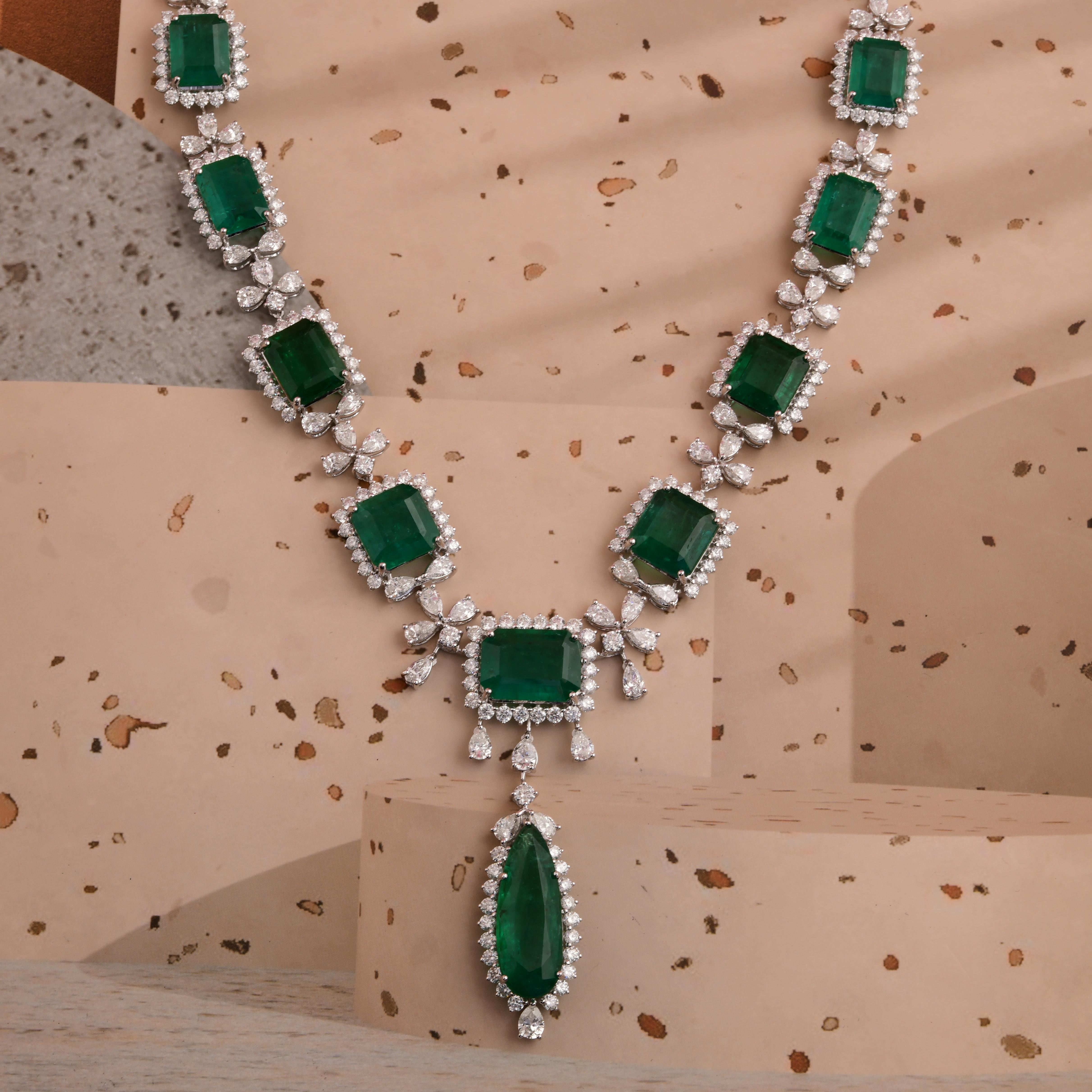 Modern 62.42 Carat Zambian Emerald 17.93 Carat Diamond 18 Karat White Gold Necklace For Sale