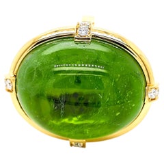 62.46 Peridot Round Diamond Yellow Gold Ring