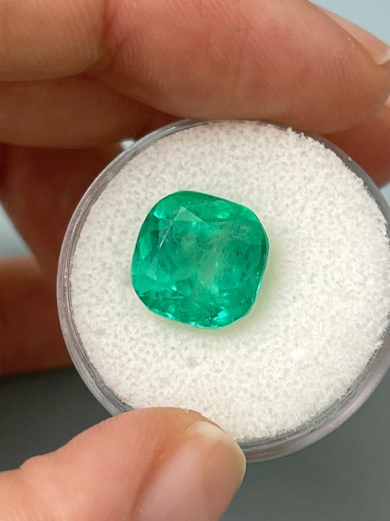 6.25 Carat Bluish Green Colombian Emerald - Muzo Cushion Cut May Birthstone Gem In New Condition For Sale In Jupiter, FL
