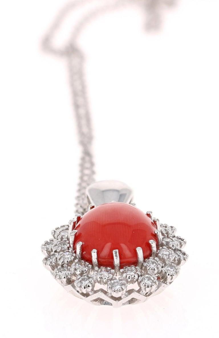 Contemporary 6.25 Carat Coral and Diamond 14 Karat White Gold Chain Necklace For Sale