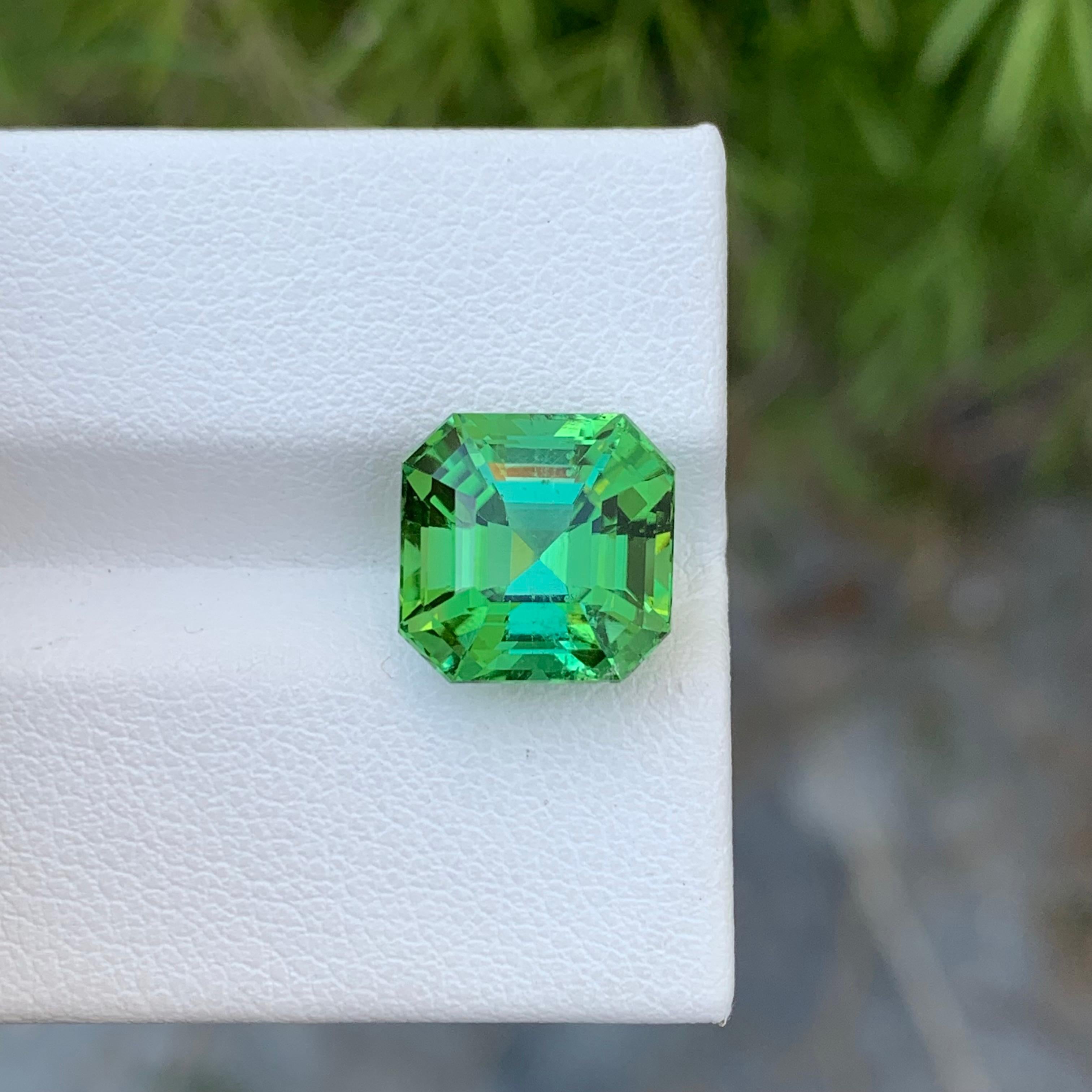 6,25 carati di tormalina verde azzurra sciolta naturale con taglio Asscher in vendita 7