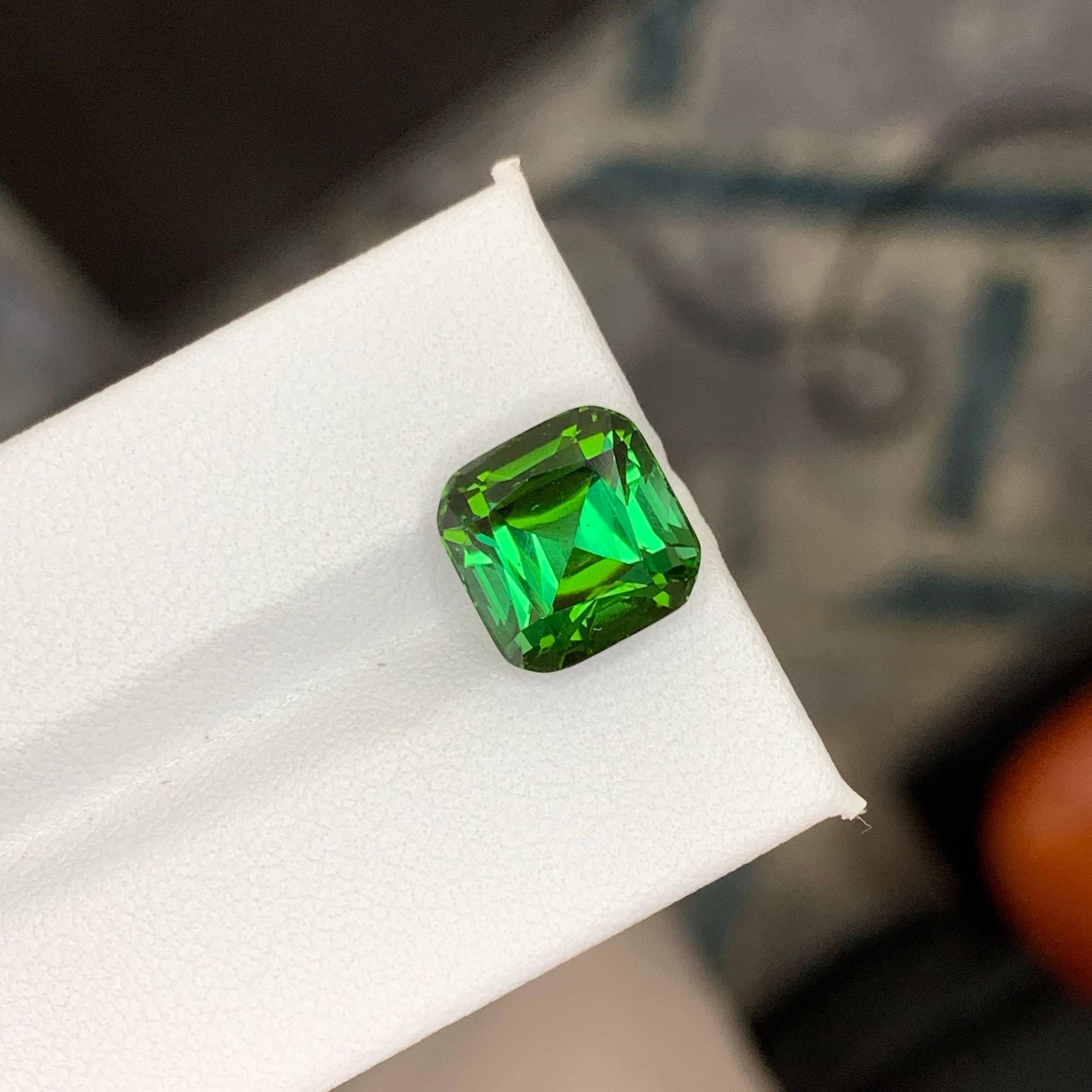 6,25 Carati di tormalina verde bluastra sciolta naturale con taglio a cuscino Gemma afgana in vendita 4