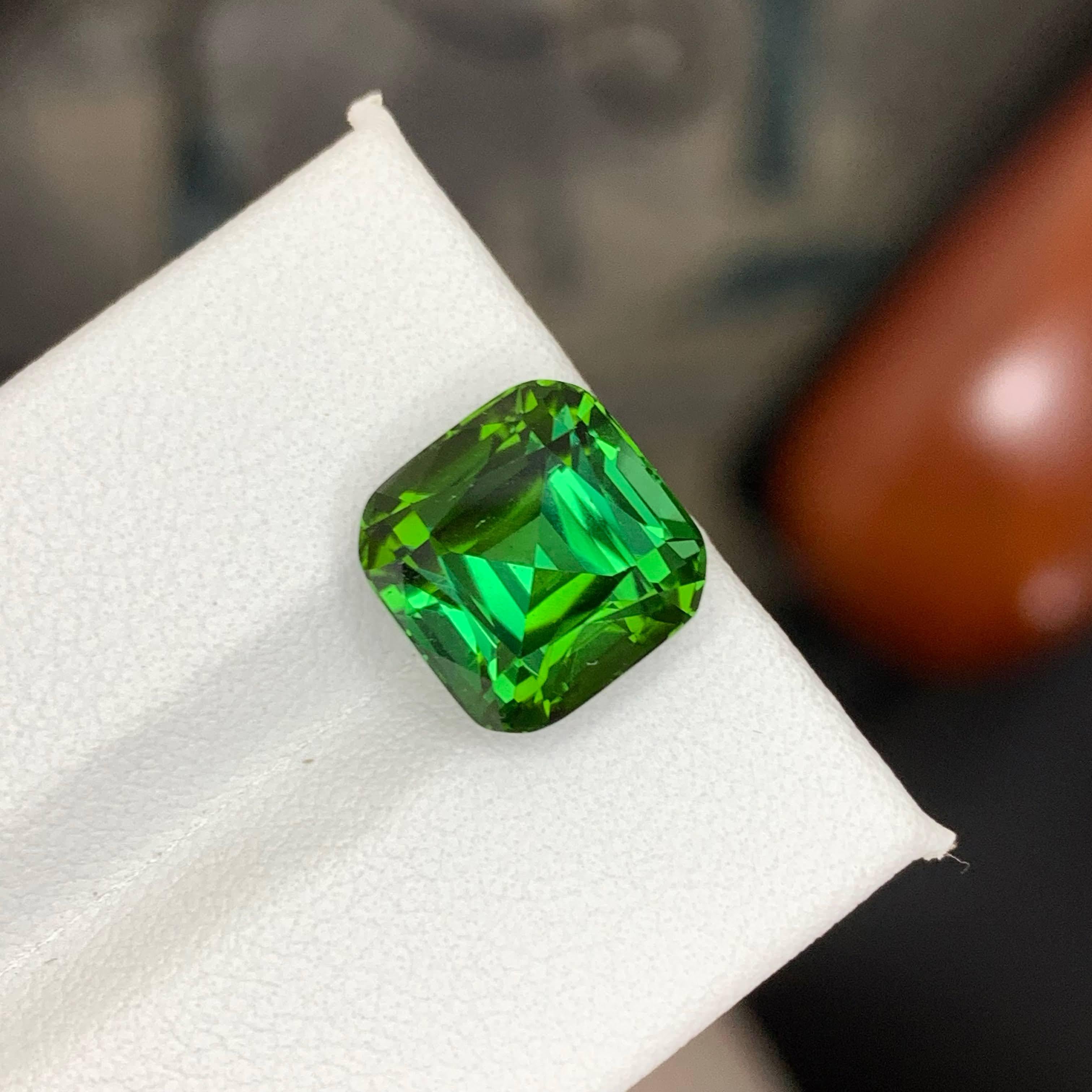 6,25 Carati di tormalina verde bluastra sciolta naturale con taglio a cuscino Gemma afgana In condizioni Nuovo in vendita a Bangkok, TH