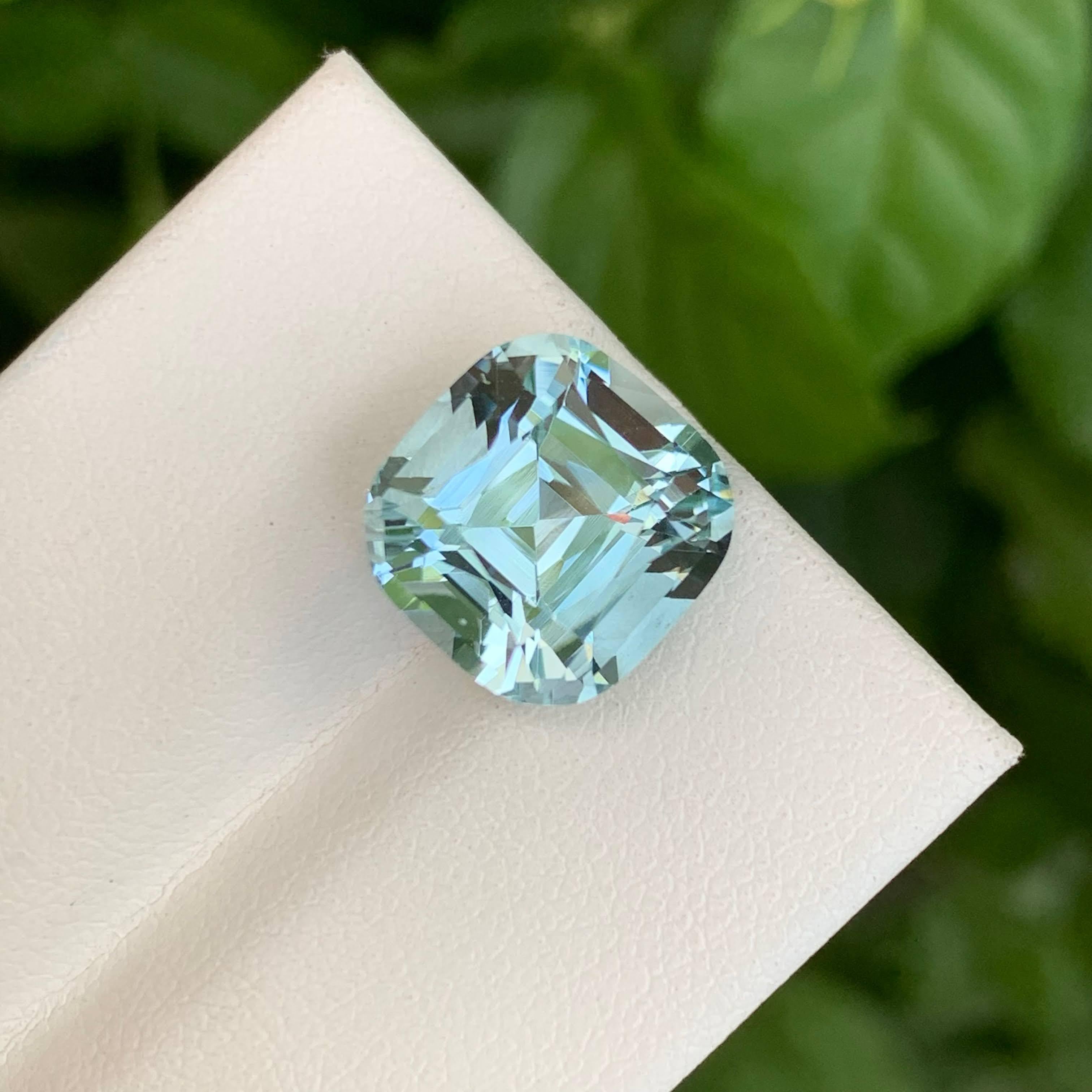 Piedra preciosa paquistaní suelta de 6,25 quilates de aguamarina azul claro natural talla cojín en venta 4