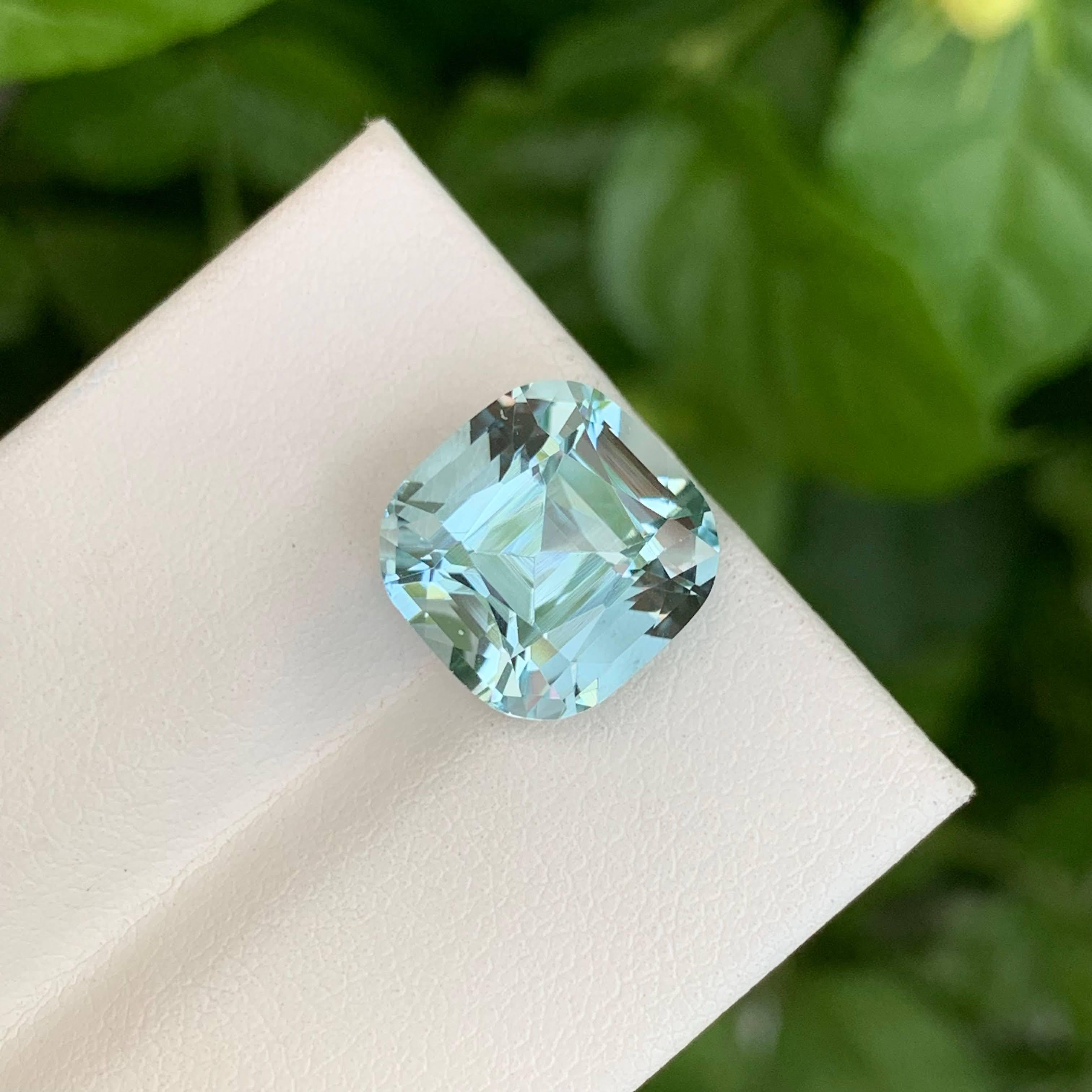 Femenino o masculino Piedra preciosa paquistaní suelta de 6,25 quilates de aguamarina azul claro natural talla cojín en venta