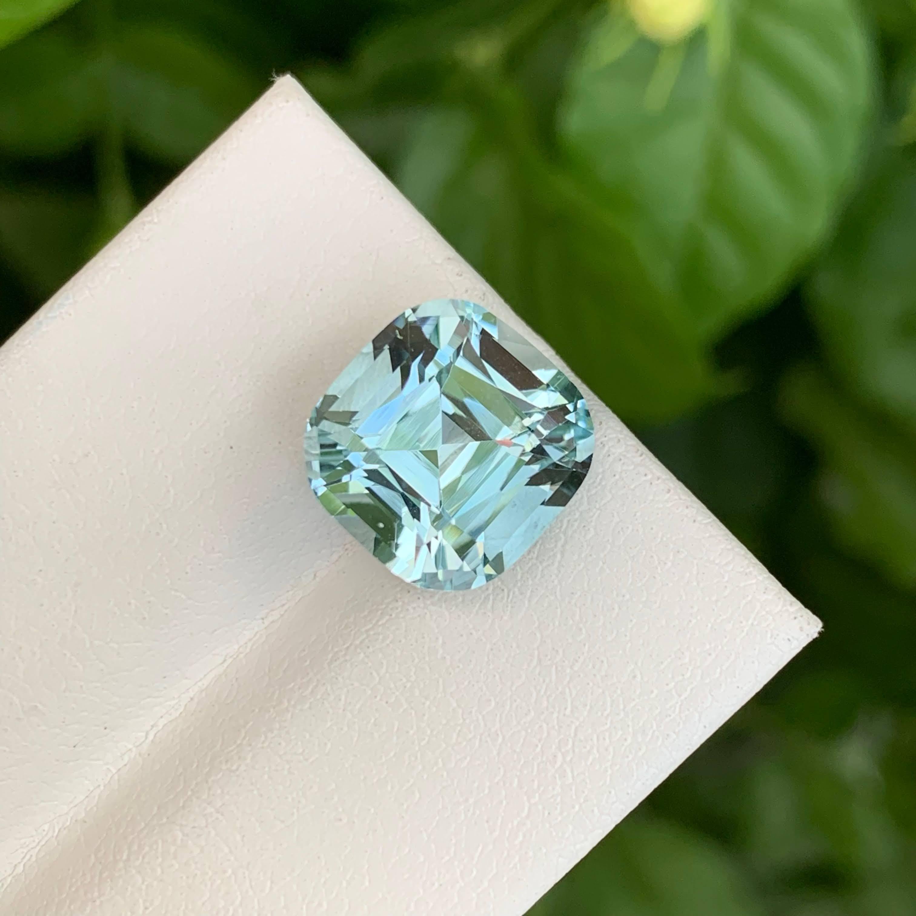 Piedra preciosa paquistaní suelta de 6,25 quilates de aguamarina azul claro natural talla cojín en venta 3