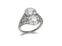 Anello con due diamanti “old mine” da 6,25 carati, risalente al 1910 CIRCA.