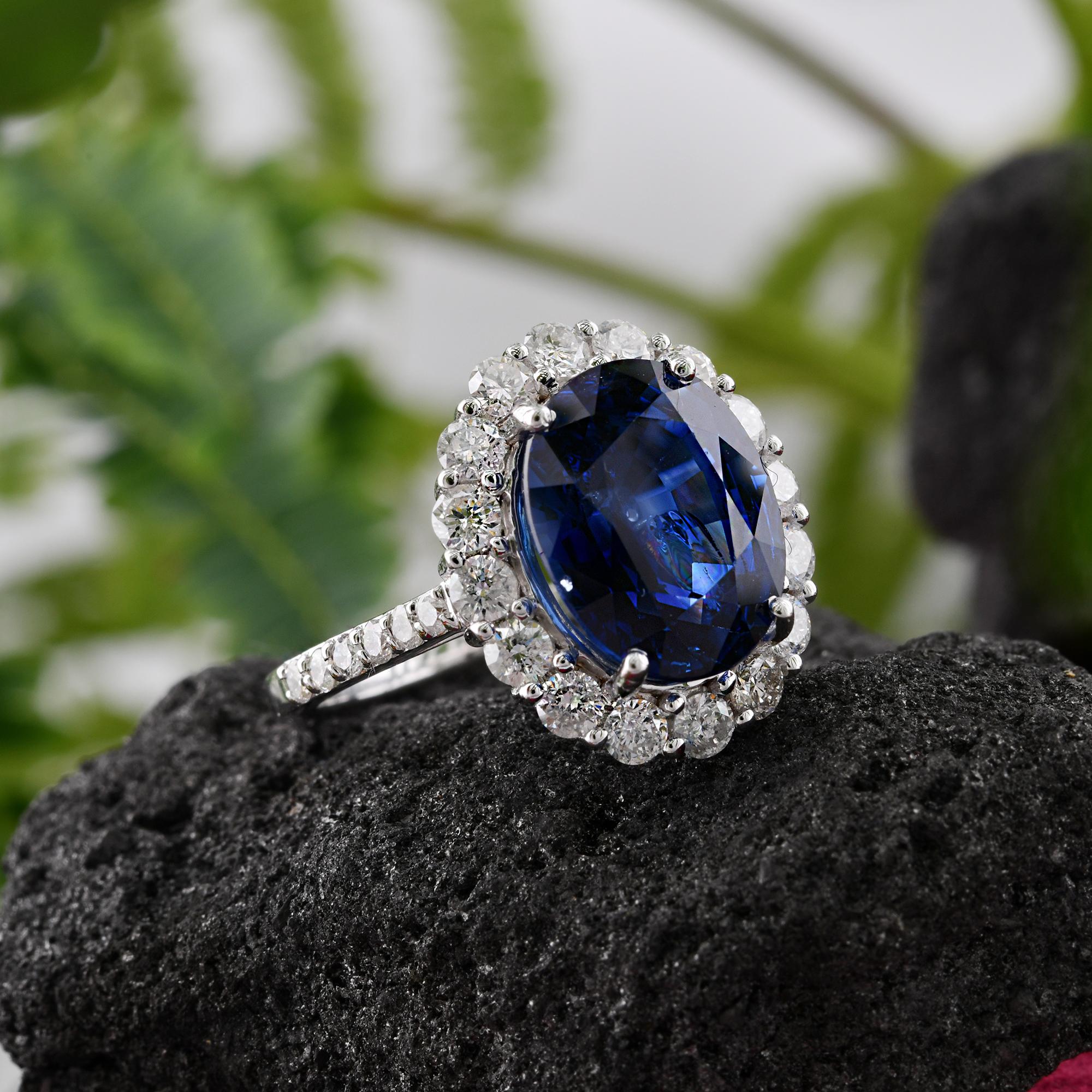 6,25 Karat Ovaler Blauer Saphir Ring 1,05 Karat SI/H Diamant 18 Karat Weißgold im Zustand „Neu“ im Angebot in Diera, Dubai