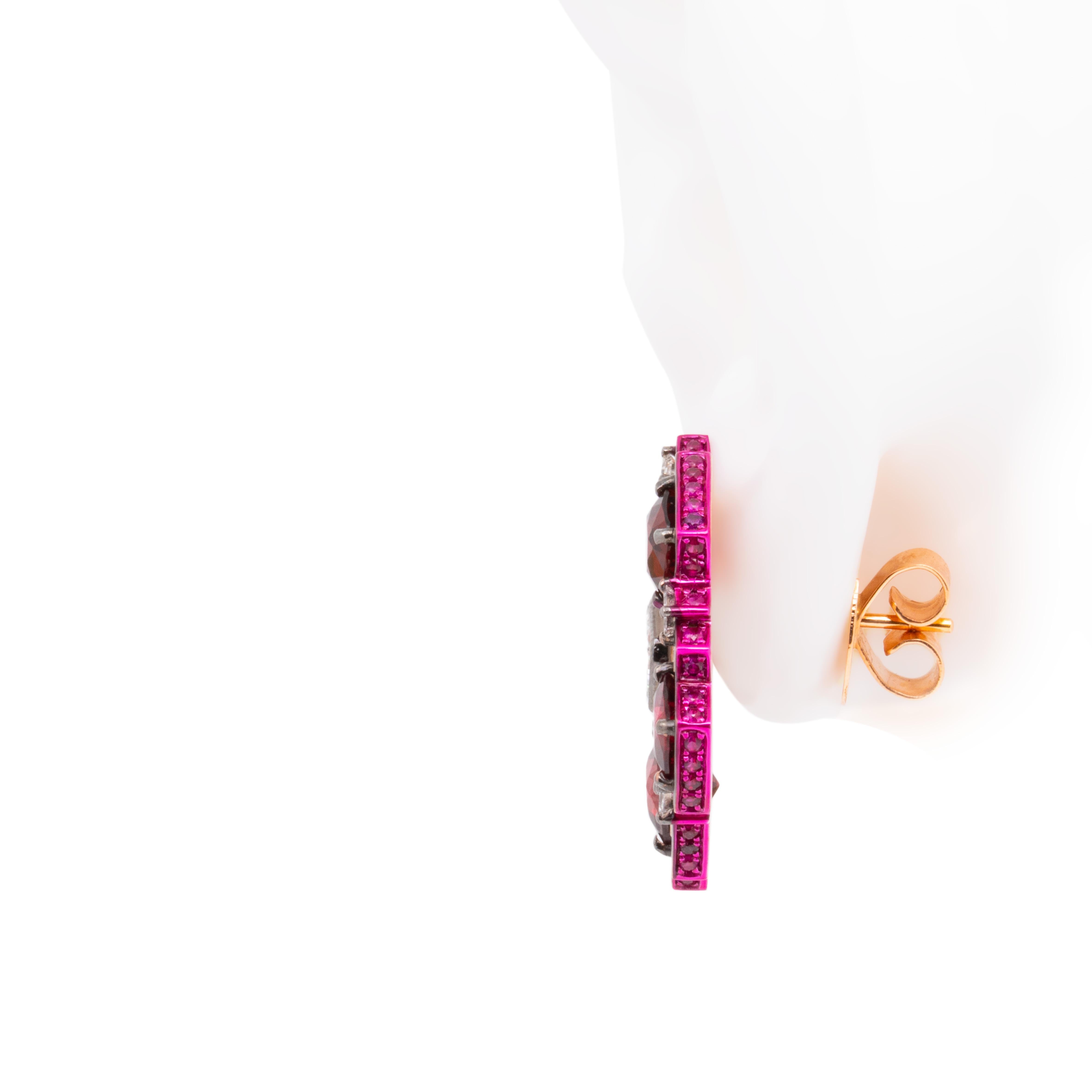 Taglio misto Orecchini con spinello rosso, topazio e diamanti da 6,25 carati, oro rosa 18 carati, Austy Lee in vendita