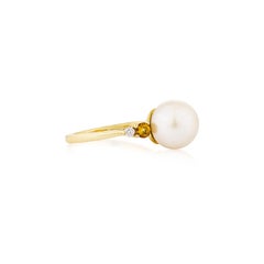 Sunita Nahata Pearl 6.25ct. Fancy Ring in 14KYG with citrine and Diamond.