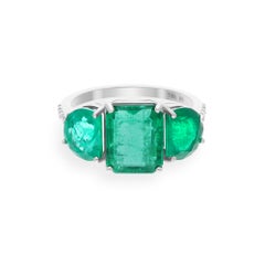 6.25 Carat Zambian Emerald Ring 0.12 Carat SI/H Diamond 18 Karat White Gold